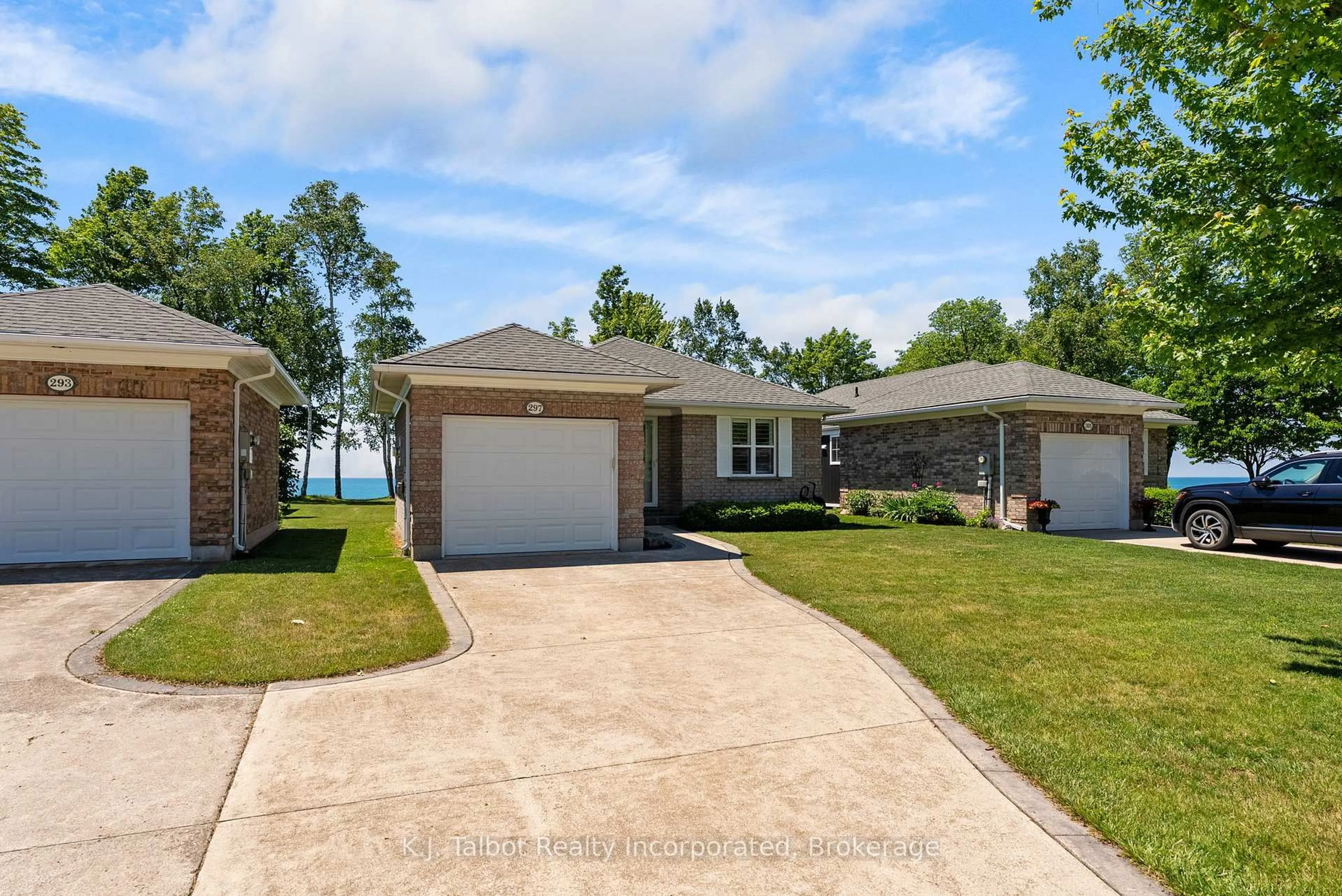 Unknown for 297 Bethune Cres, Goderich Ontario N7A 4M6