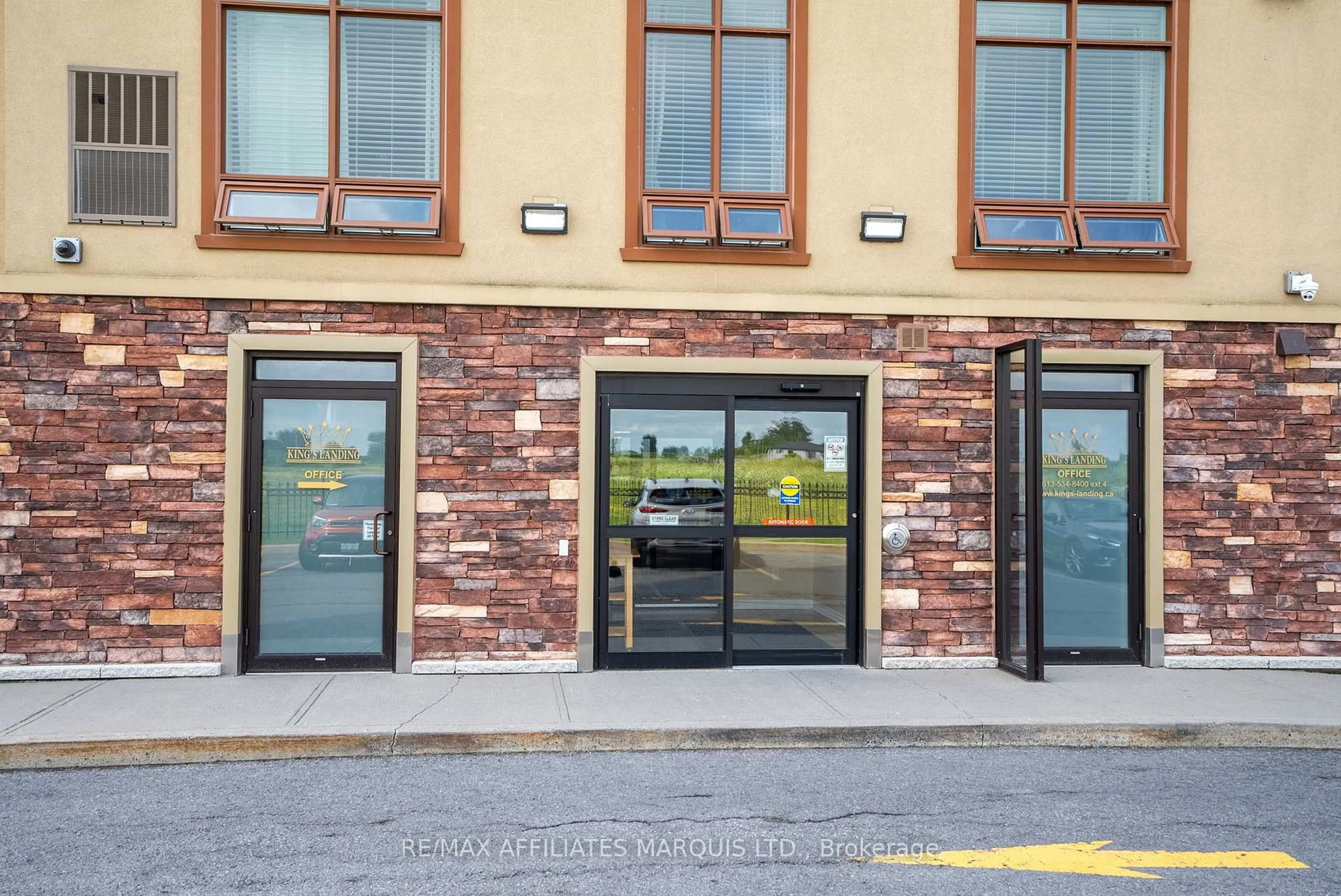 Unknown for 1146 Montreal Rd #104, Cornwall Ontario K6H 1E2