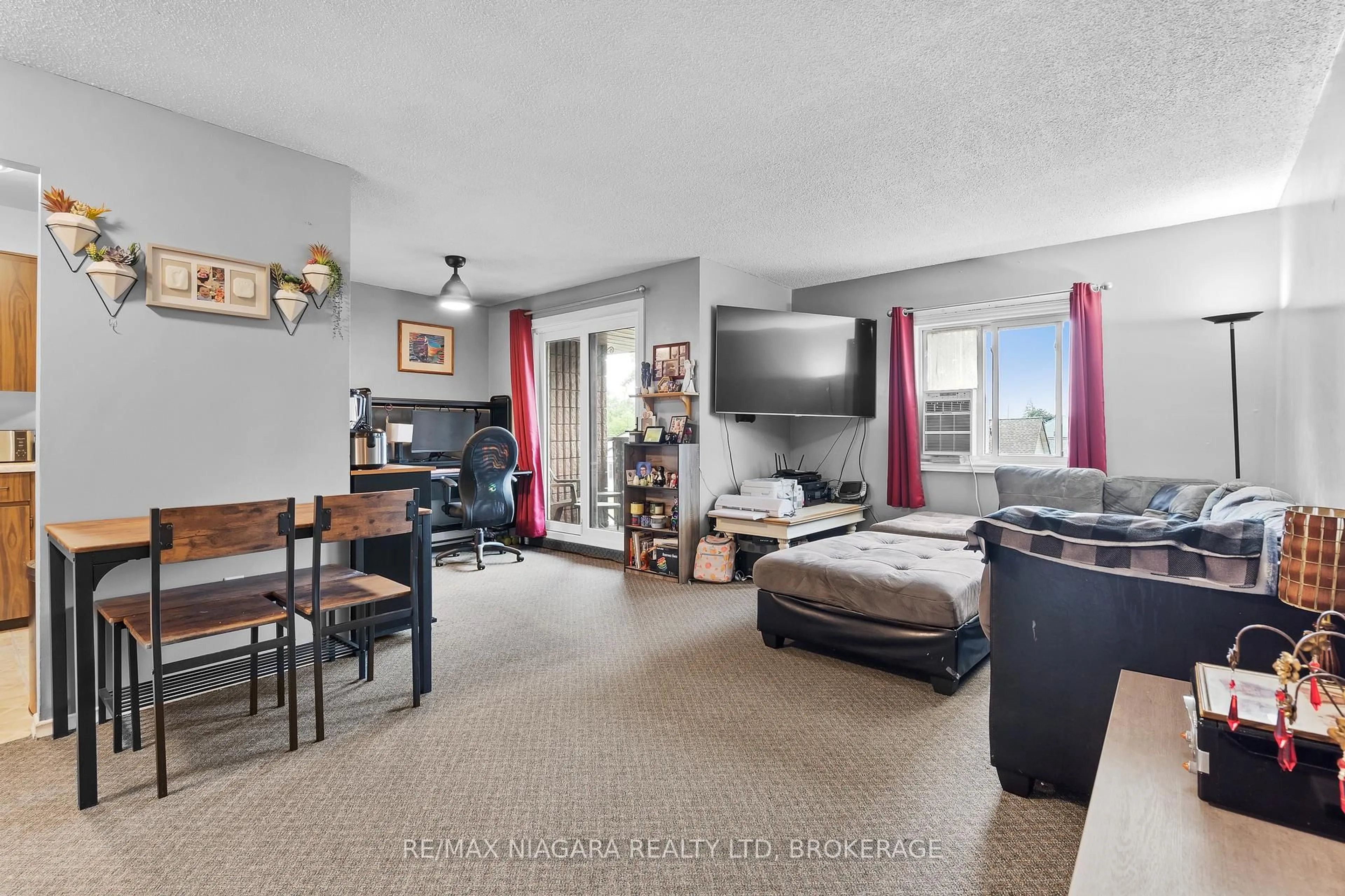 Living room with furniture, unknown for 72 Main St #325, Port Colborne Ontario L3K 5Z8