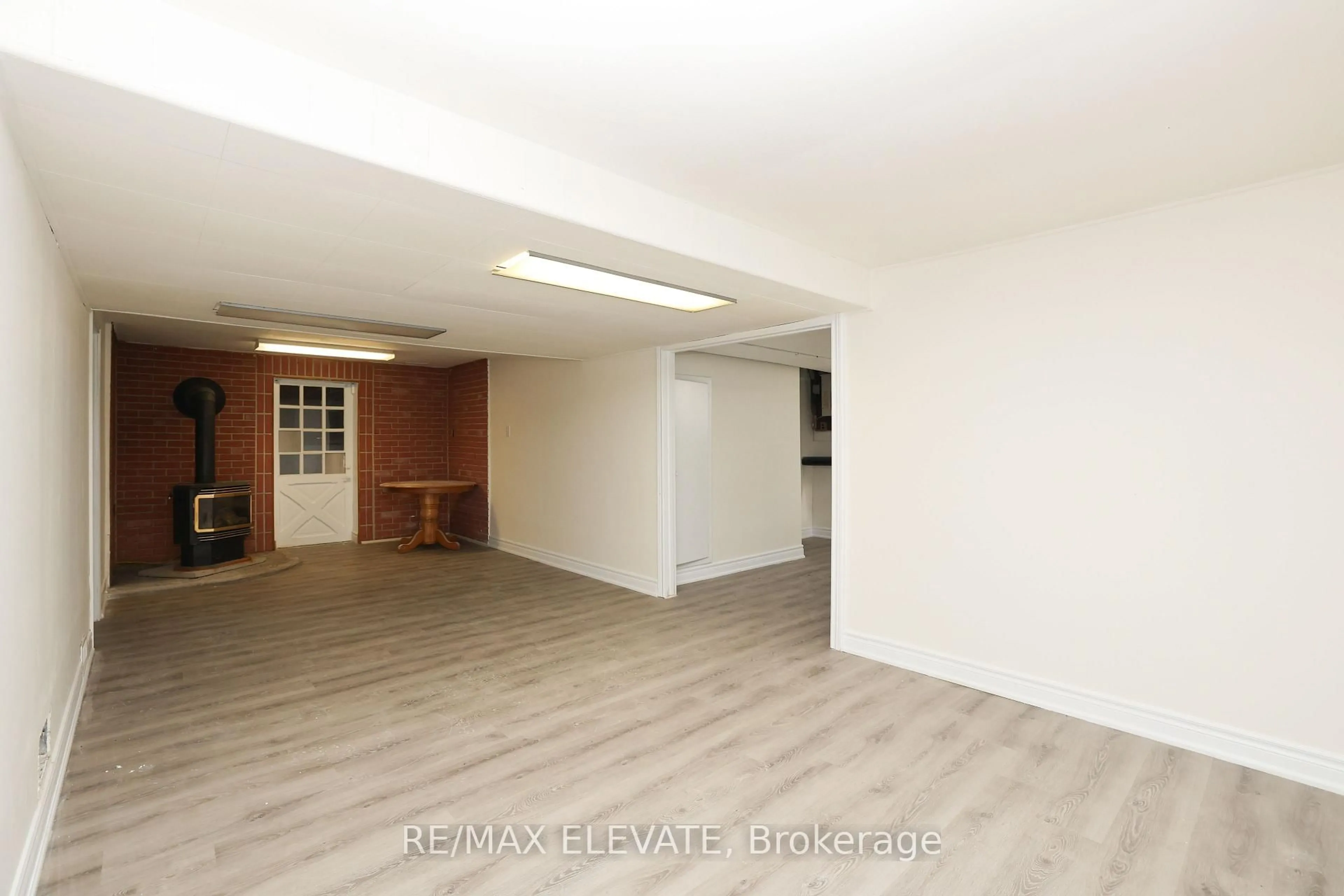 A pic of a room for 106 Whites Rd, Quinte West Ontario K8V 5P5