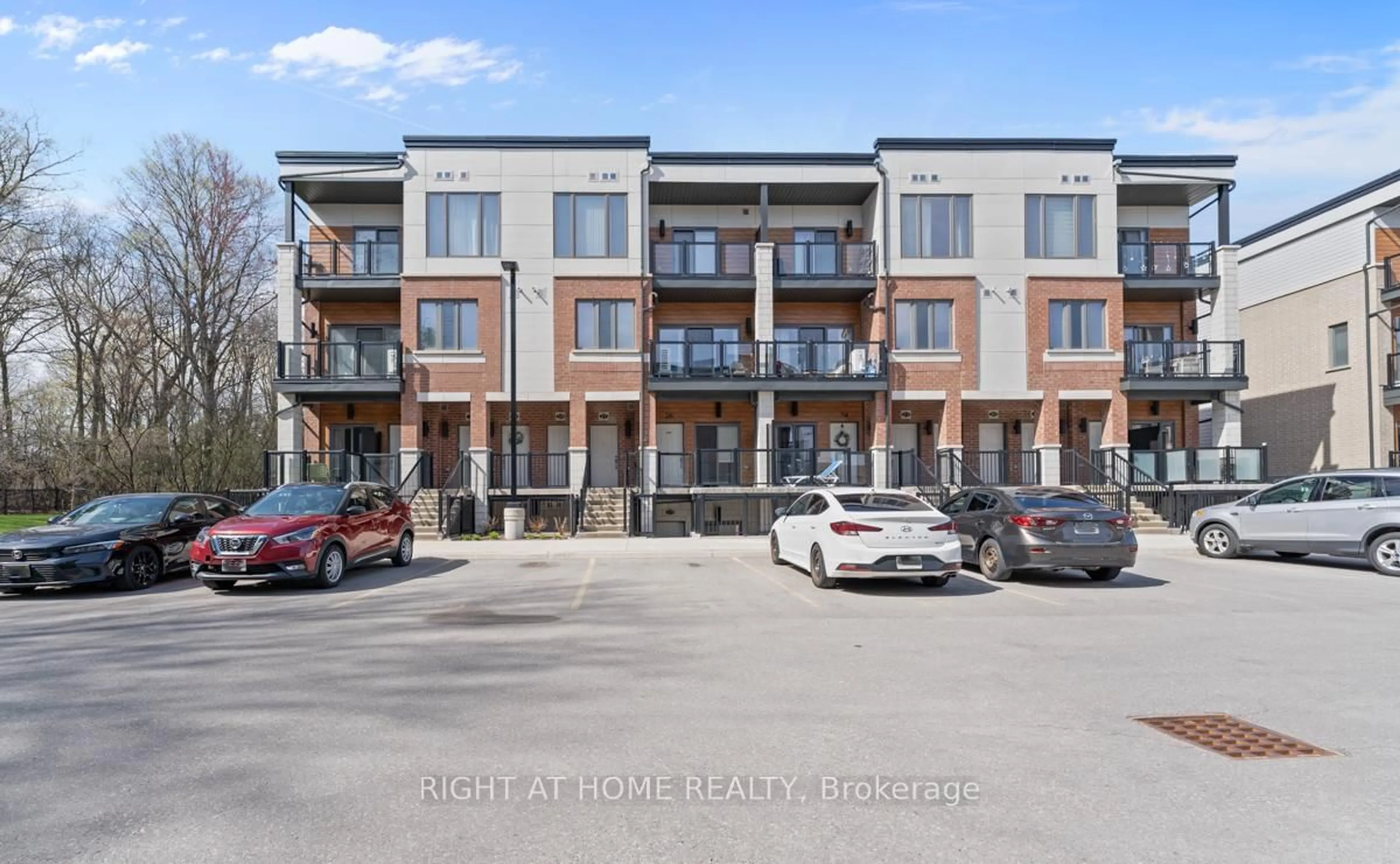 A pic from outside/outdoor area/front of a property/back of a property/a pic from drone, street for 25 ISHERWOOD  Ave #B/26, Cambridge Ontario N1R 0E2