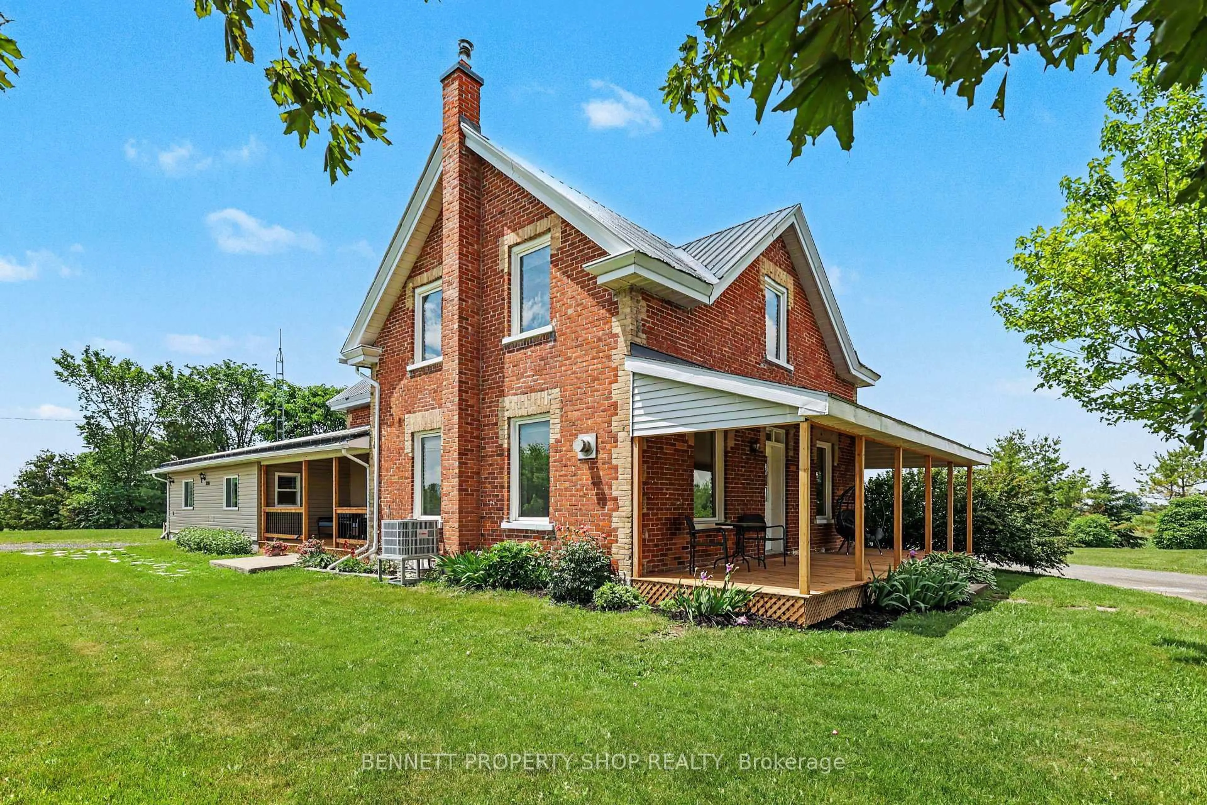 Home with brick exterior material, building for 5026 Rushmore Rd, Richmond Ontario K0A 2Z0