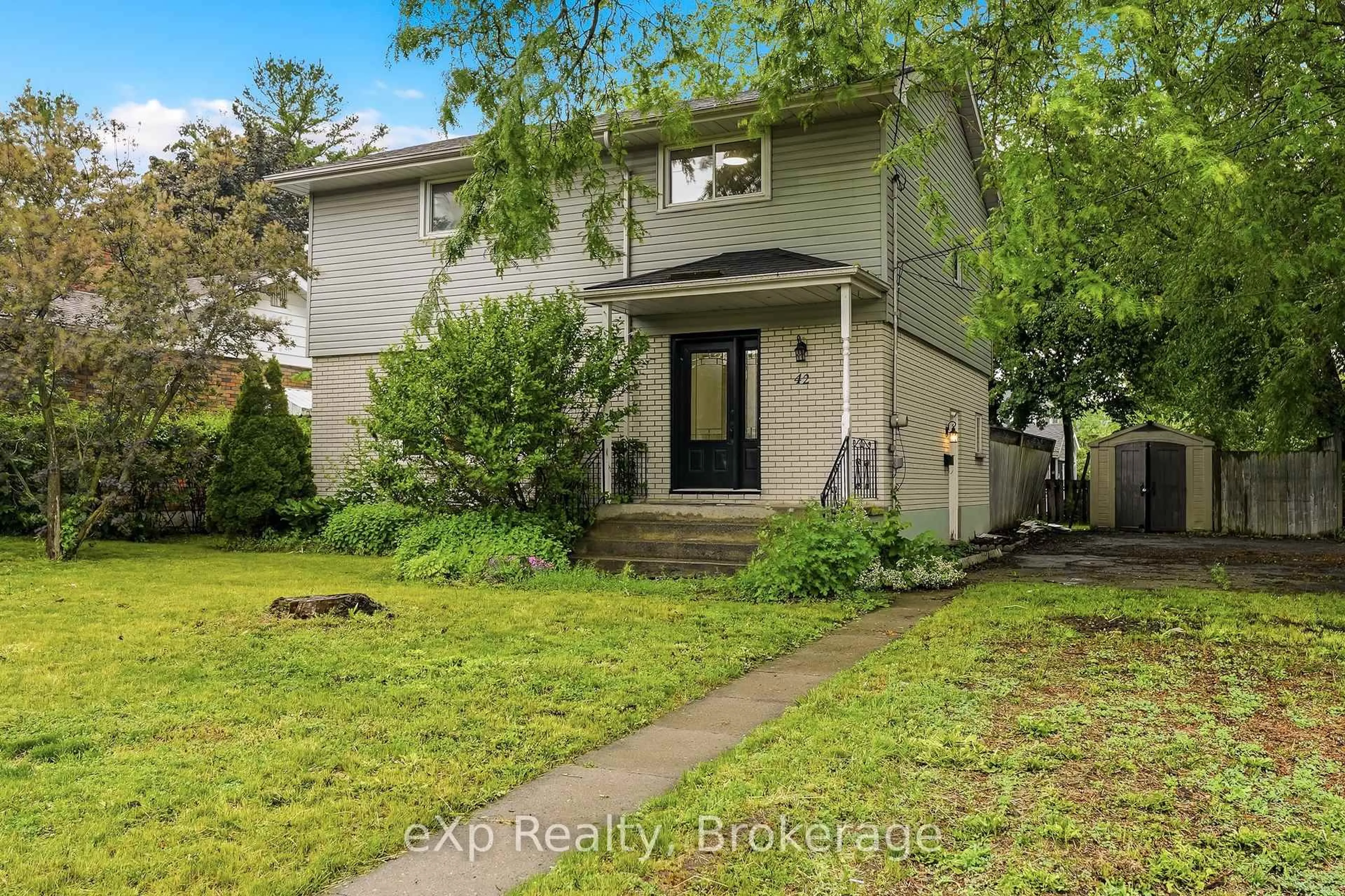 Home with vinyl exterior material, street for 42 Rosewood Ave, Belleville Ontario K8N 4E9