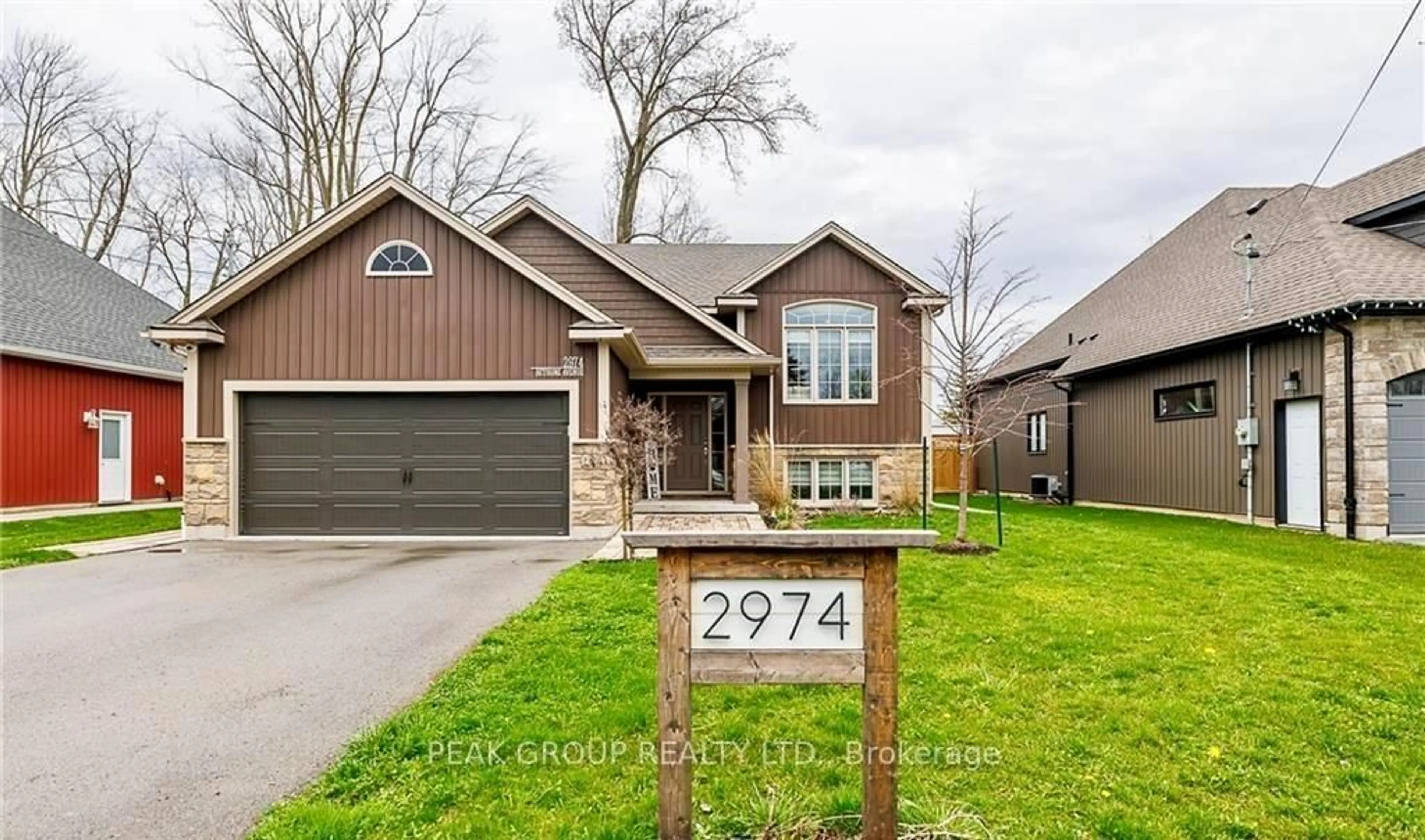 Home with brick exterior material, street for 2974 Bethune Ave, Fort Erie Ontario L0S 1N0