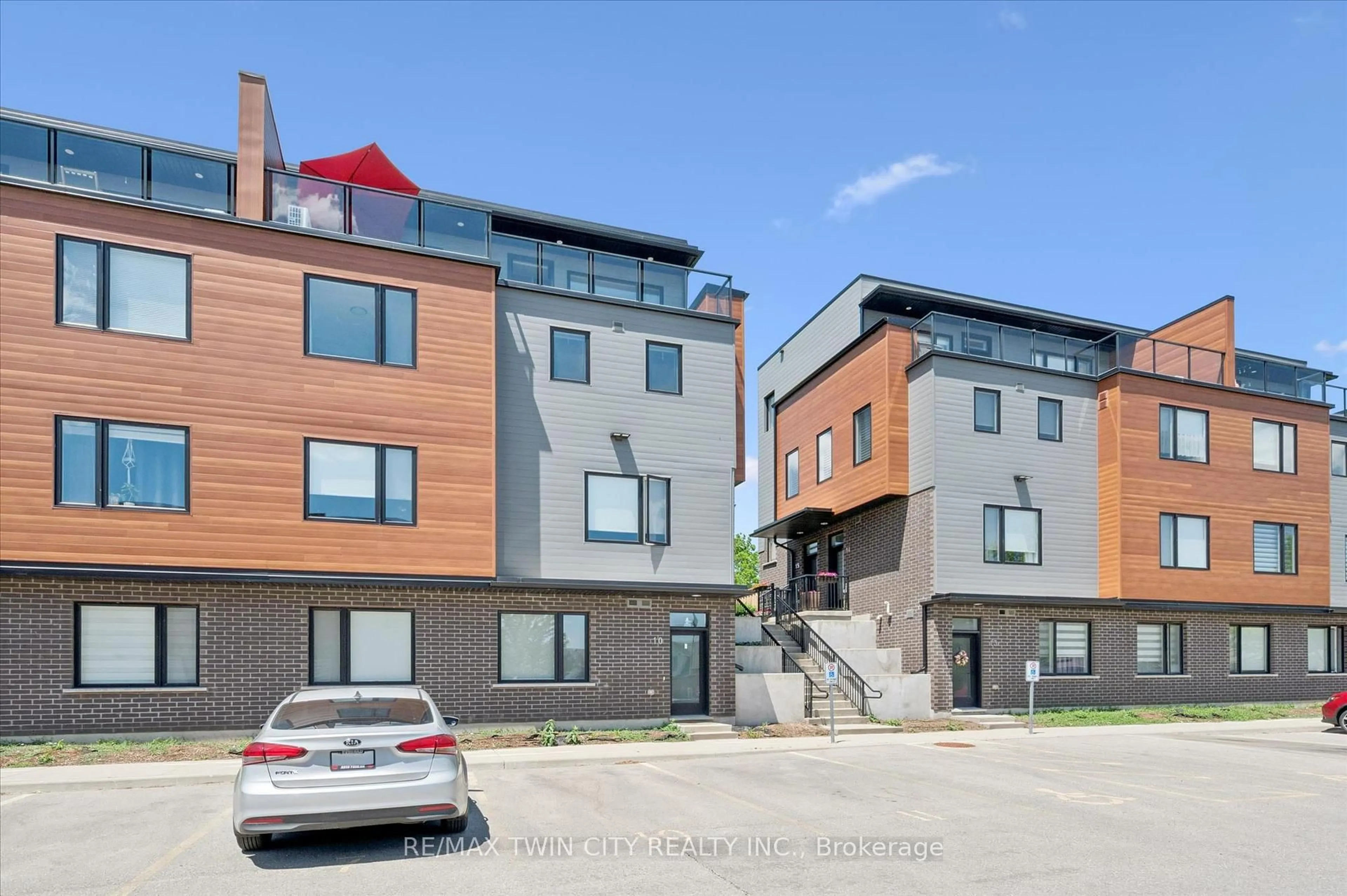 Unknown for 54 Bridge St #12, Kitchener Ontario N2K 0G4