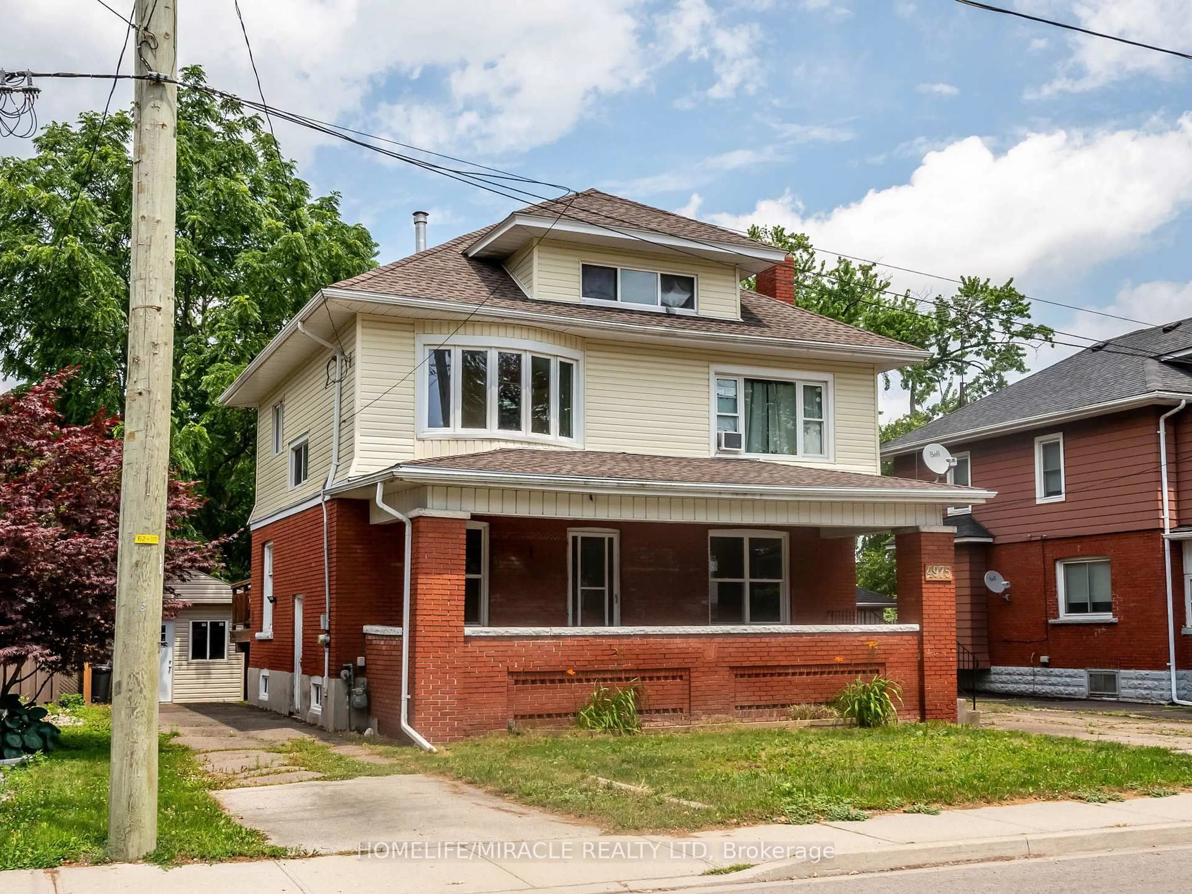Home with brick exterior material, street for 4975 Mcrae St, Niagara Falls Ontario L2E 1P2