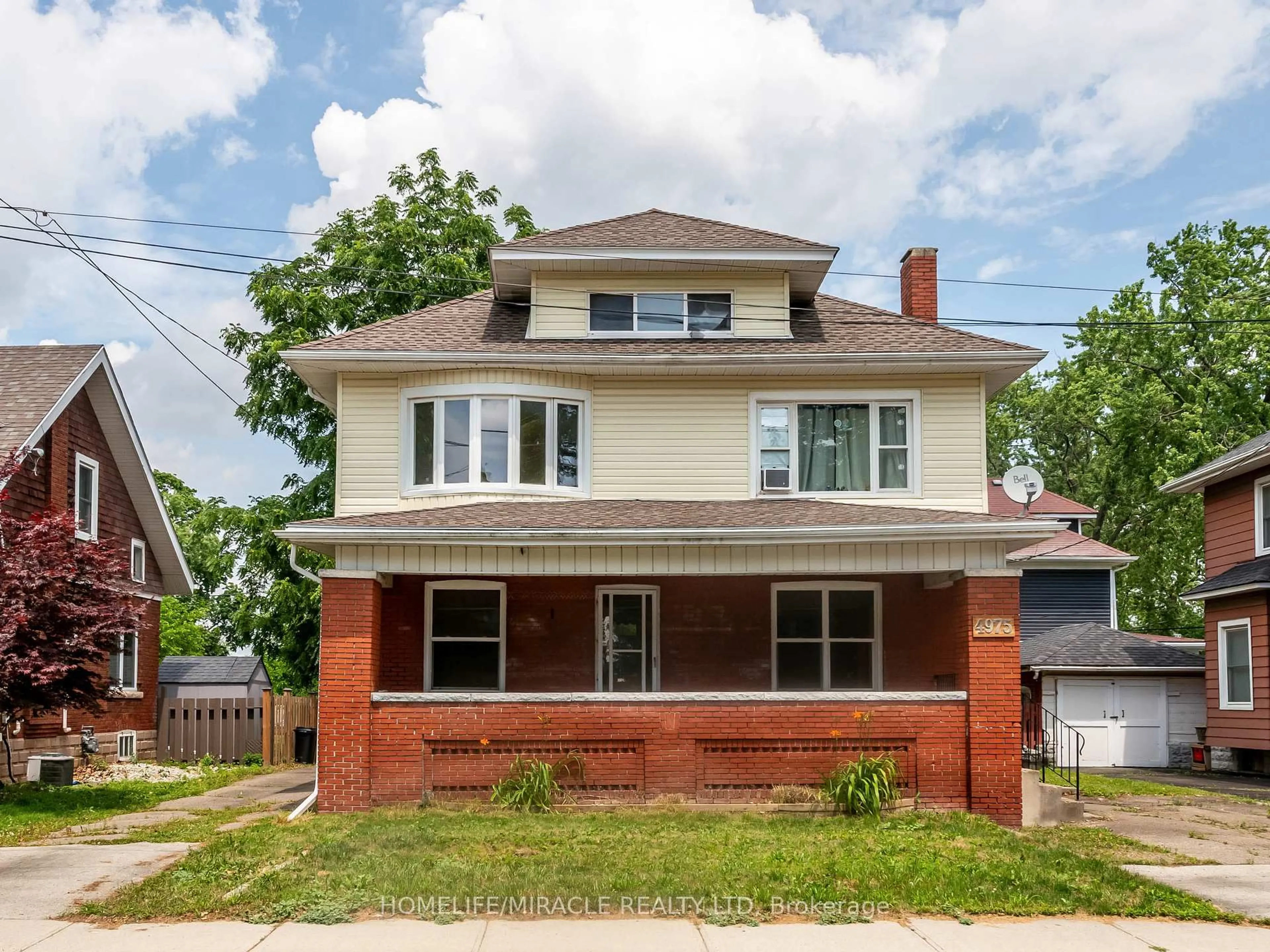 Home with brick exterior material, street for 4975 Mcrae St, Niagara Falls Ontario L2E 1P2