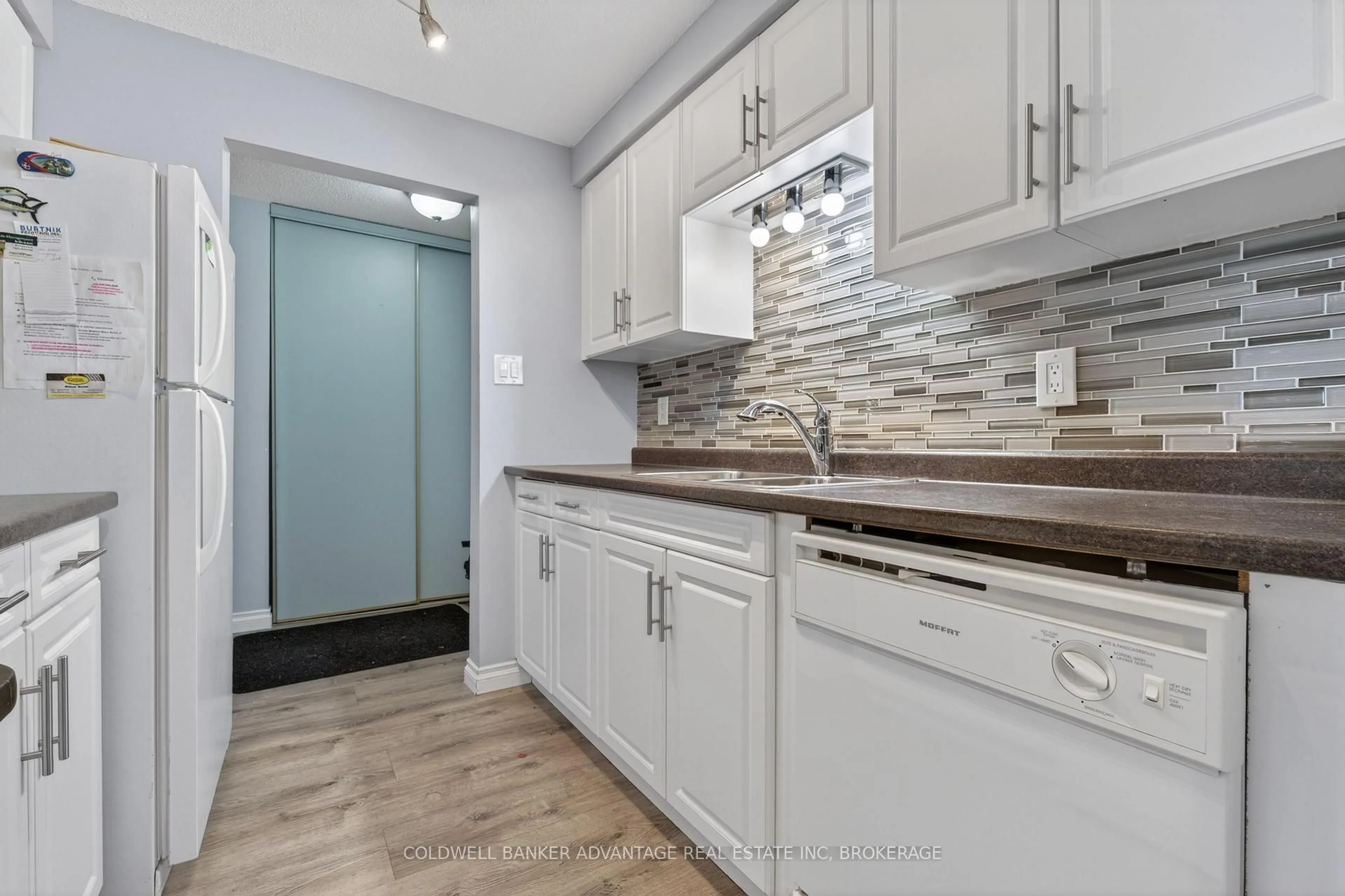 Unknown for 276 Oakdale Ave #405, St. Catharines Ontario L2P 3S5