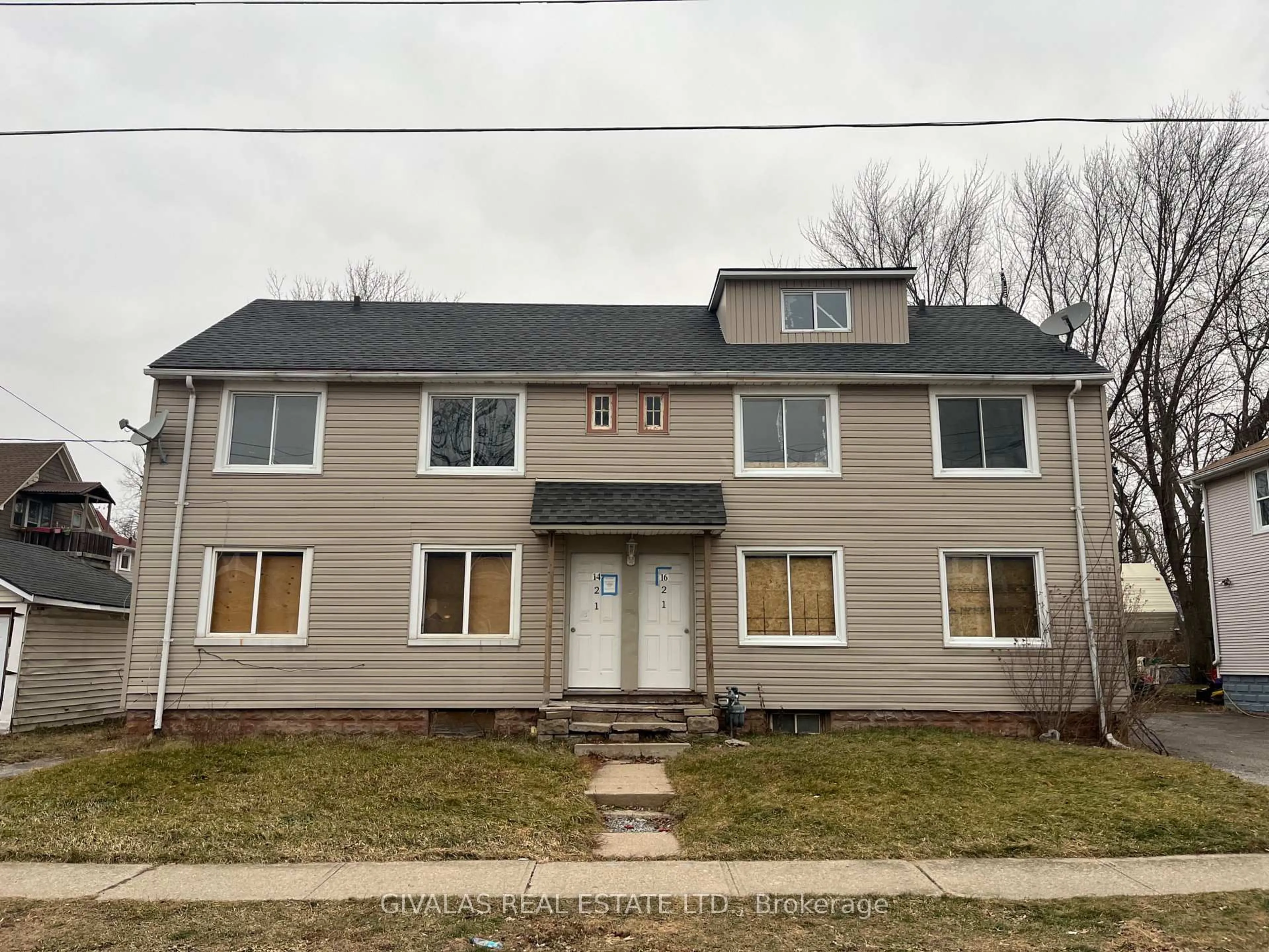Unknown for 14 Asher St, Welland Ontario L3B 4J1