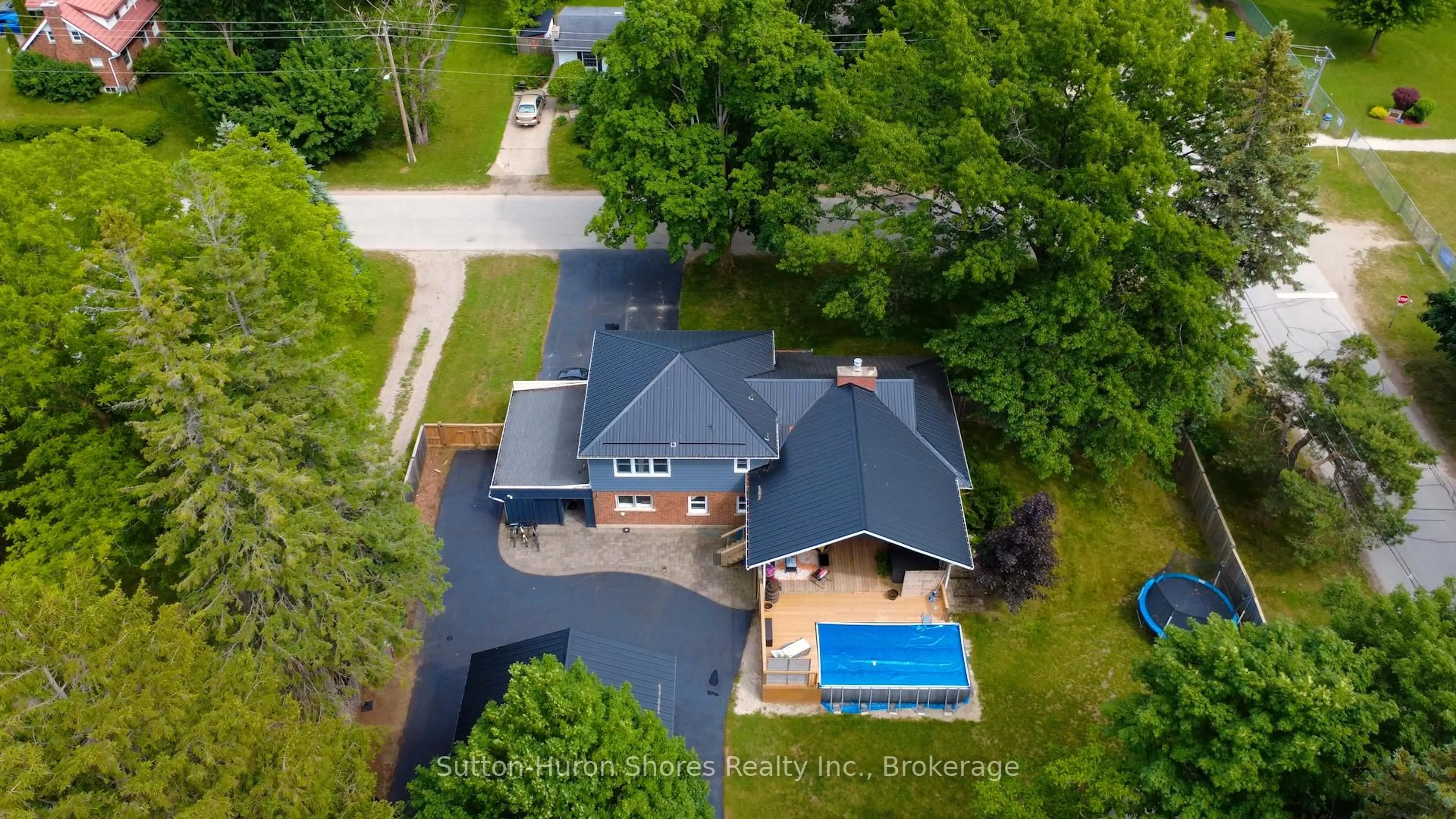 A pic from outside/outdoor area/front of a property/back of a property/a pic from drone, unknown for 436 Bricker St, Saugeen Shores Ontario N0H 2C4