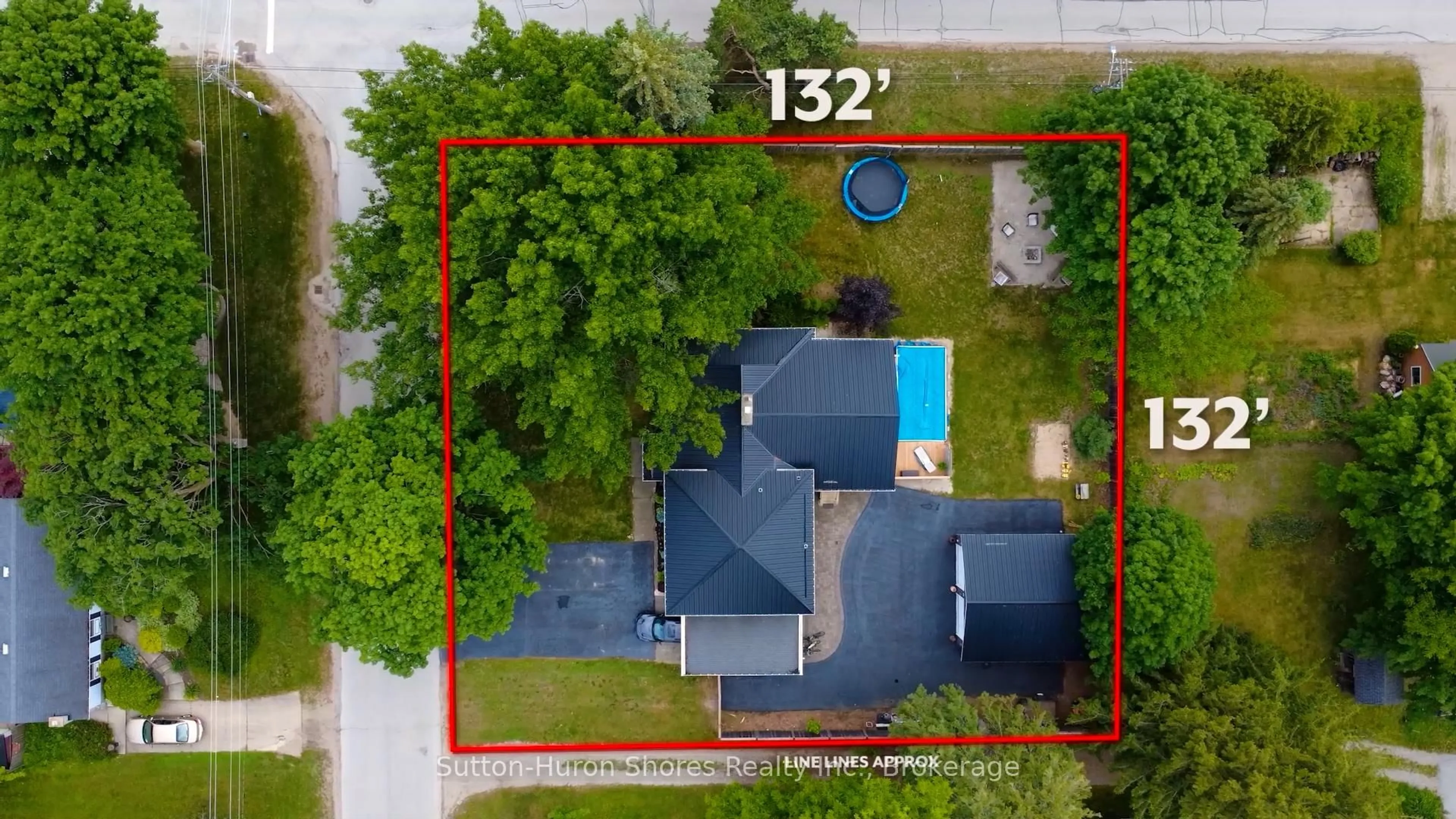 A pic from outside/outdoor area/front of a property/back of a property/a pic from drone, street for 436 Bricker St, Saugeen Shores Ontario N0H 2C4