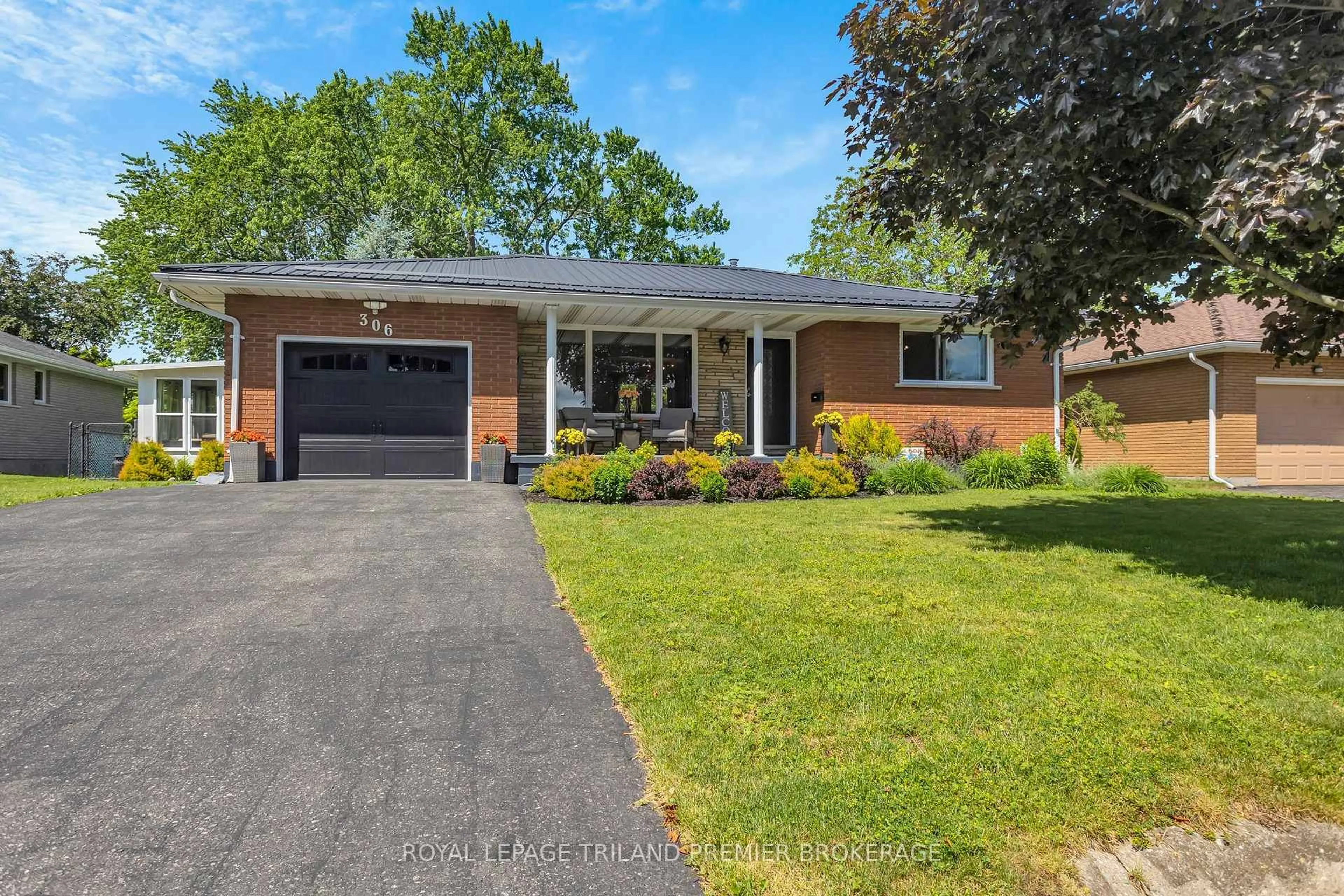 Home with brick exterior material, street for 306 Adams Ave, Norfolk Ontario N4B 2Y5