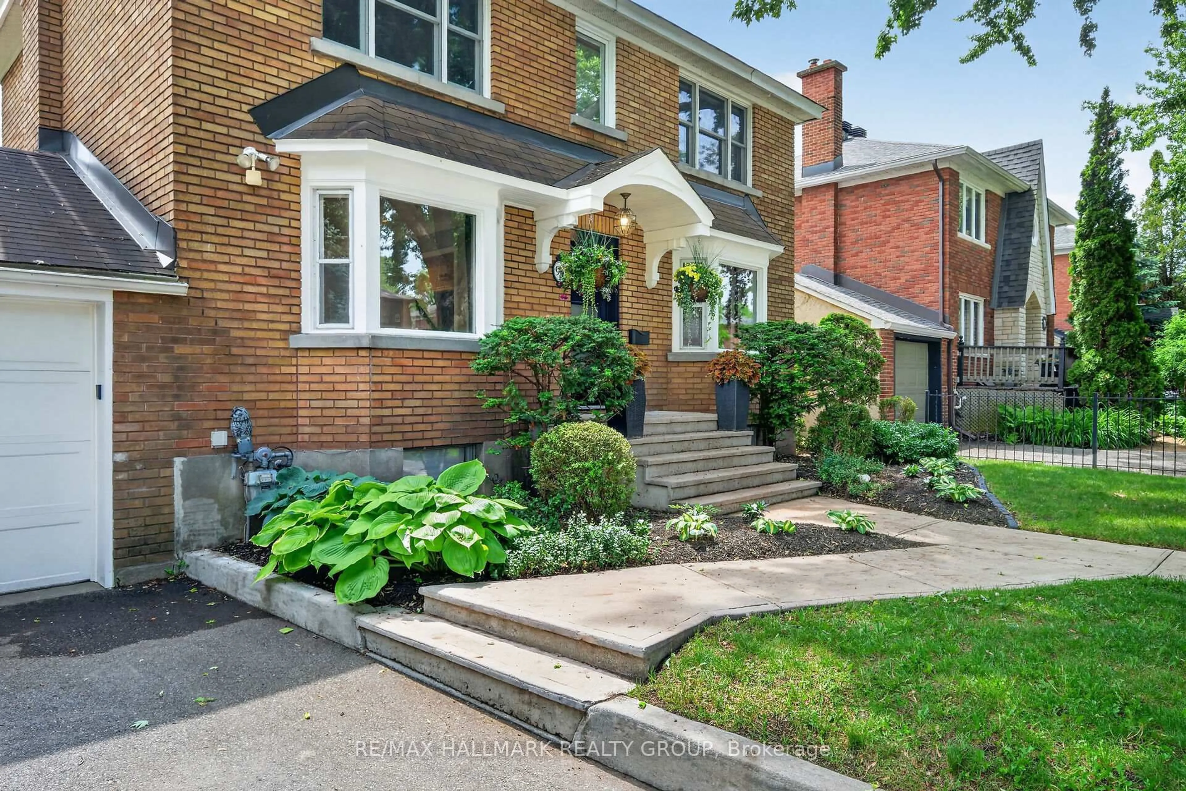 Home with brick exterior material, street for 90 Southern Dr, Ottawa Ontario K1S 0P6