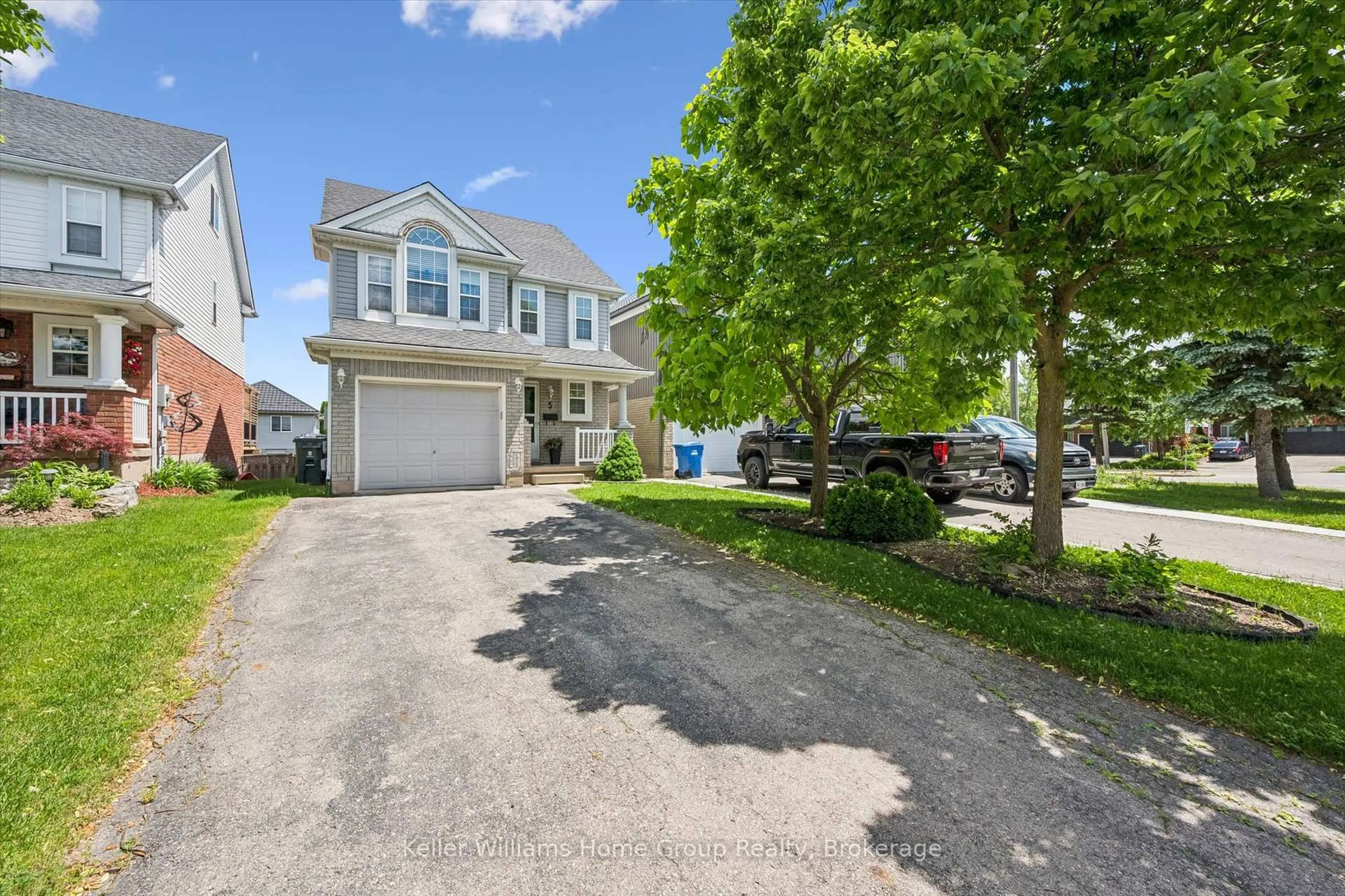 Unknown for 5 Law Dr, Guelph Ontario N1E 7G3