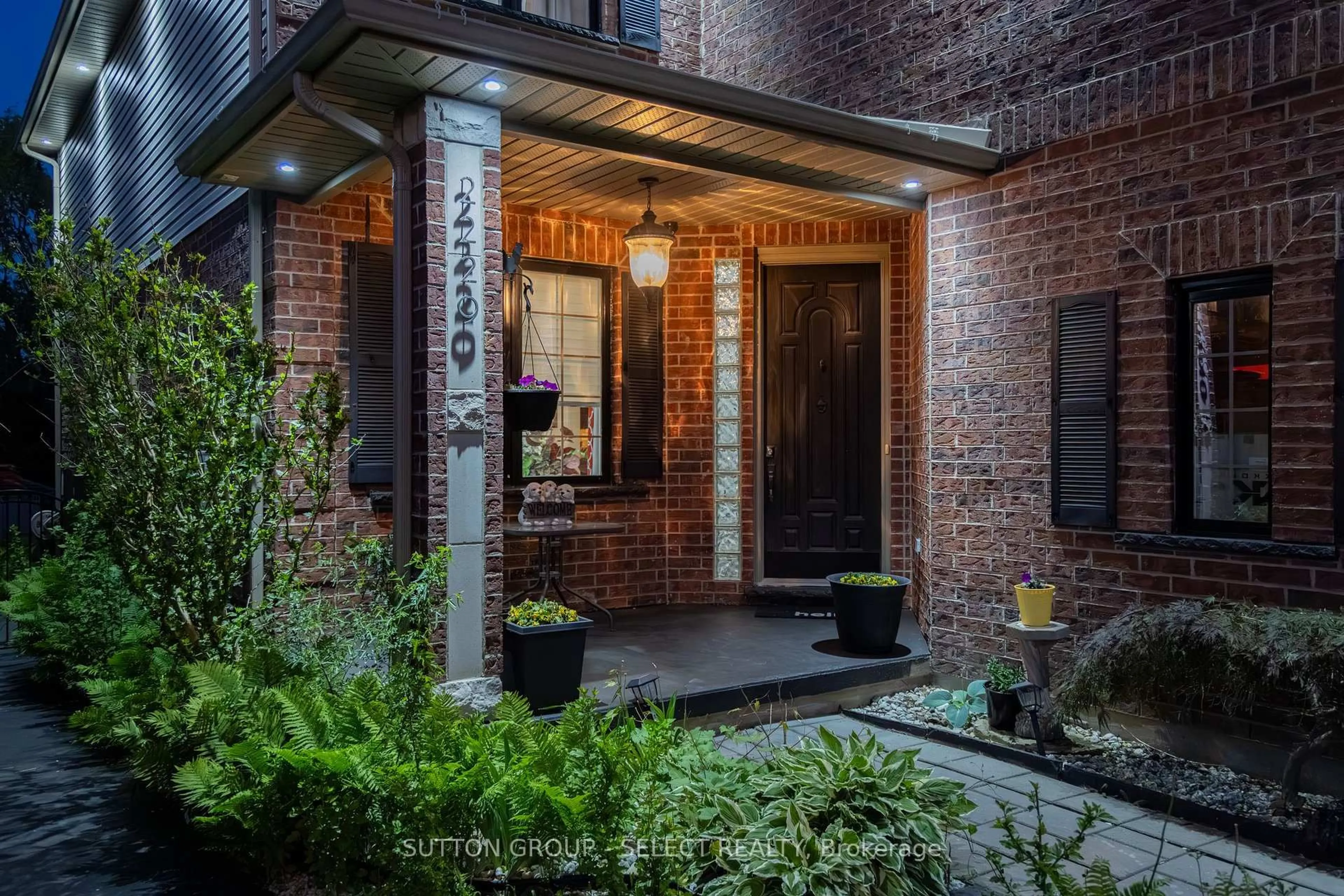 Home with brick exterior material, street for 2229 Cardinal Crt, London South Ontario N6M 0C2