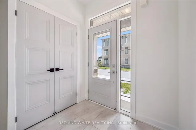 100 Hollywood Crt #57, Cambridge 4