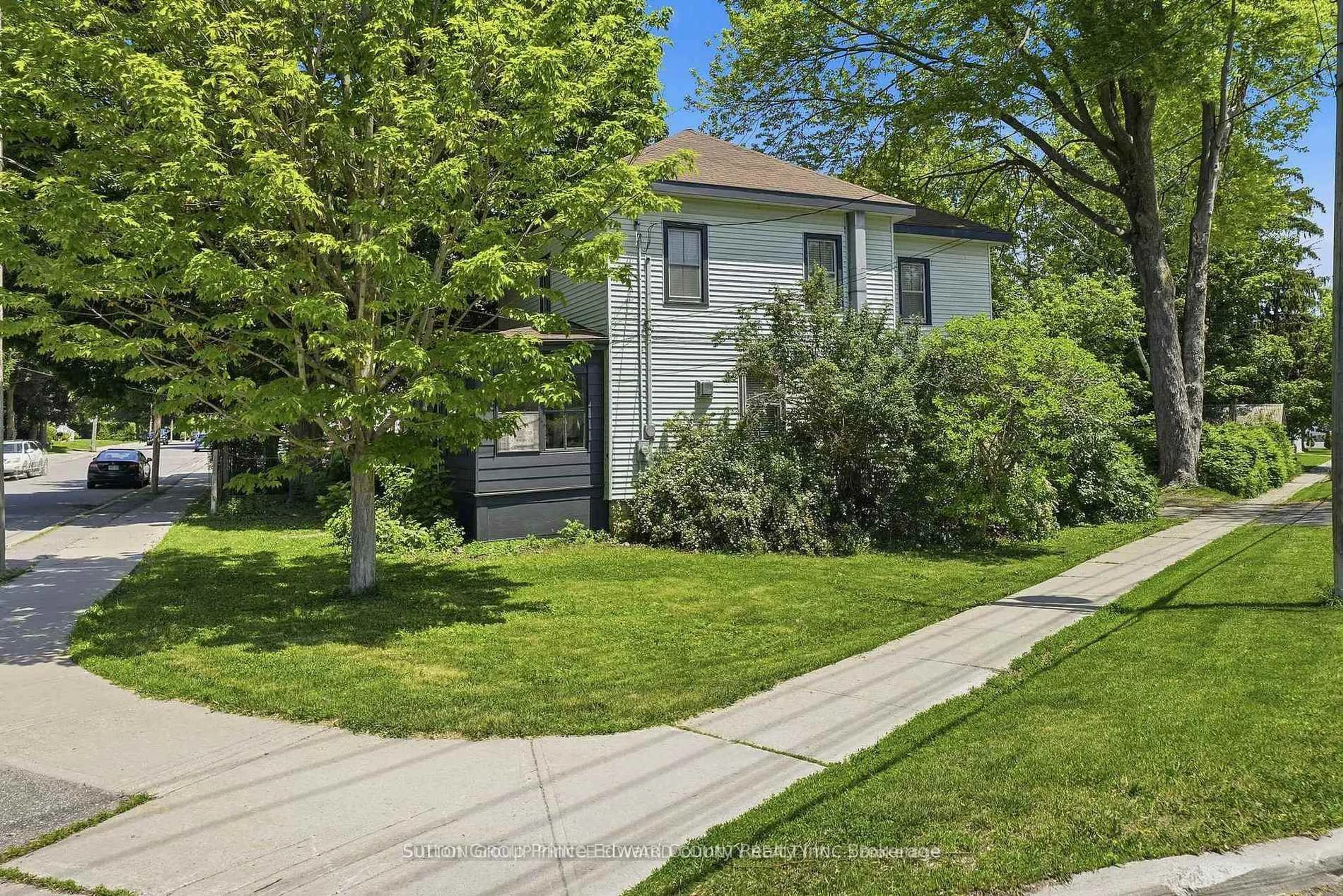 A pic from outside/outdoor area/front of a property/back of a property/a pic from drone, street for 2 Queen St, Prince Edward County Ontario K0K 2T0