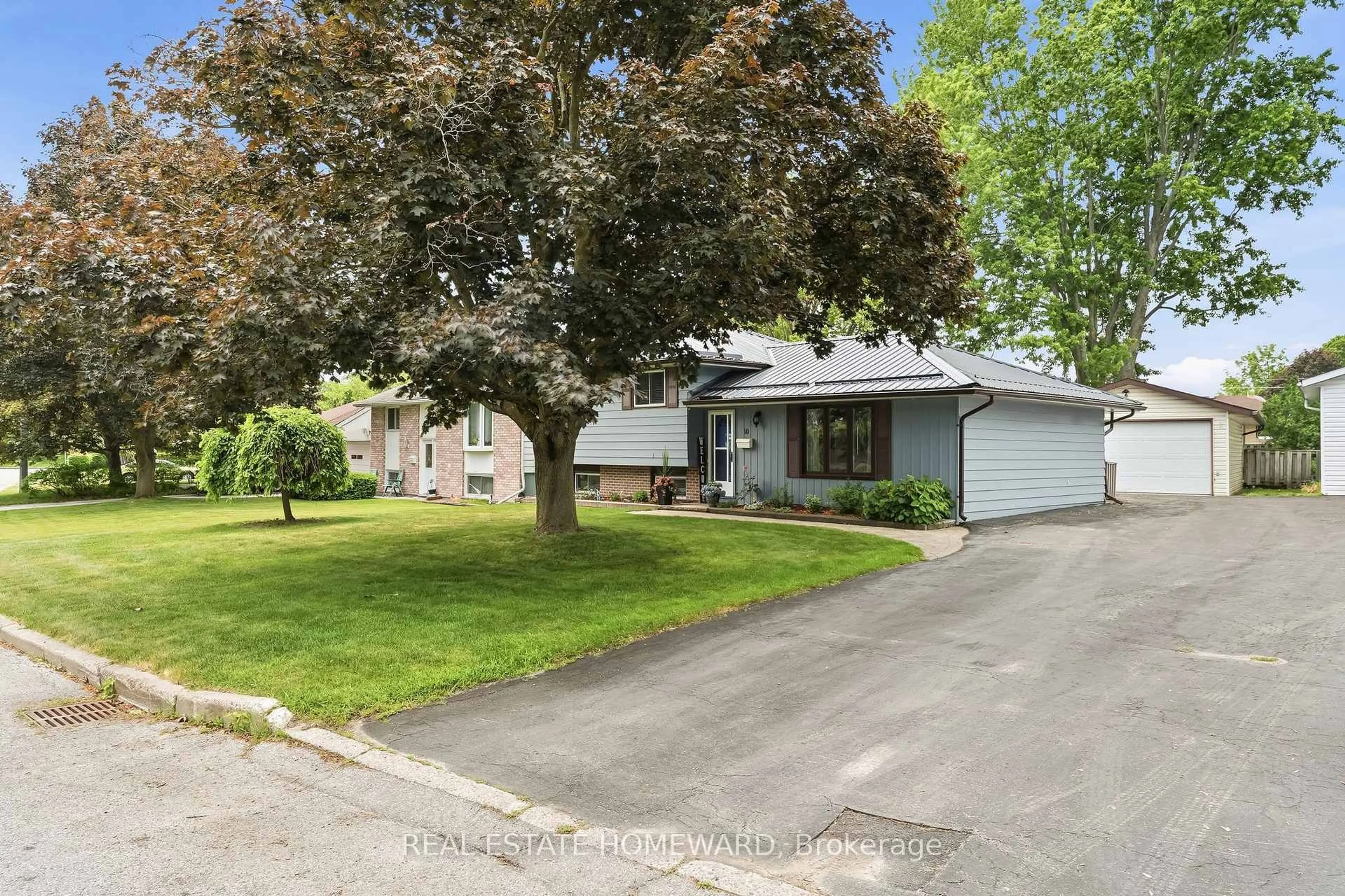A pic from outside/outdoor area/front of a property/back of a property/a pic from drone, street for 10 Cory Cres, Quinte West Ontario K8V 5W8