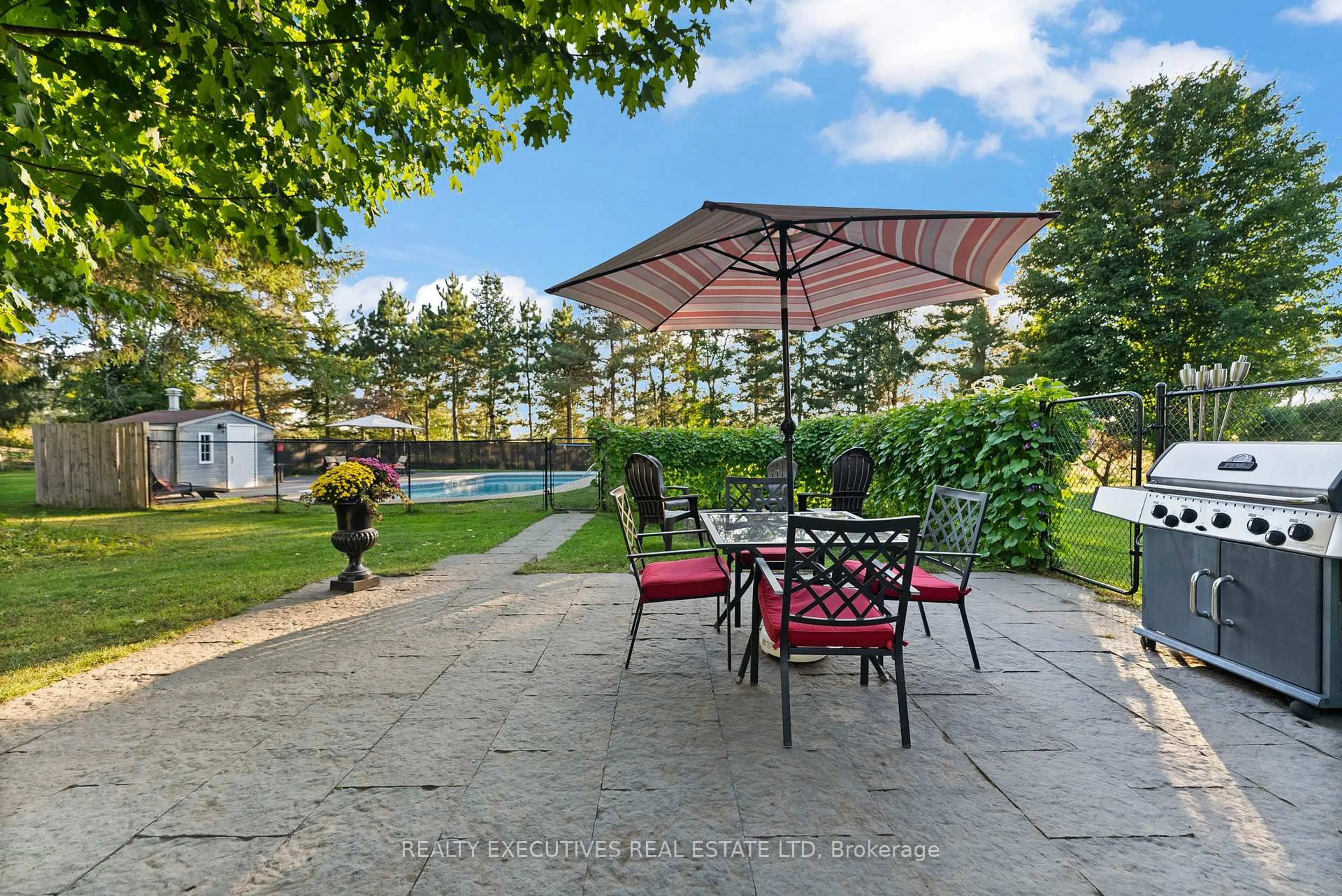 Patio, street for 28 ANGLICAN CHURCH Rd, Rideau Lakes Ontario K0G 1L0