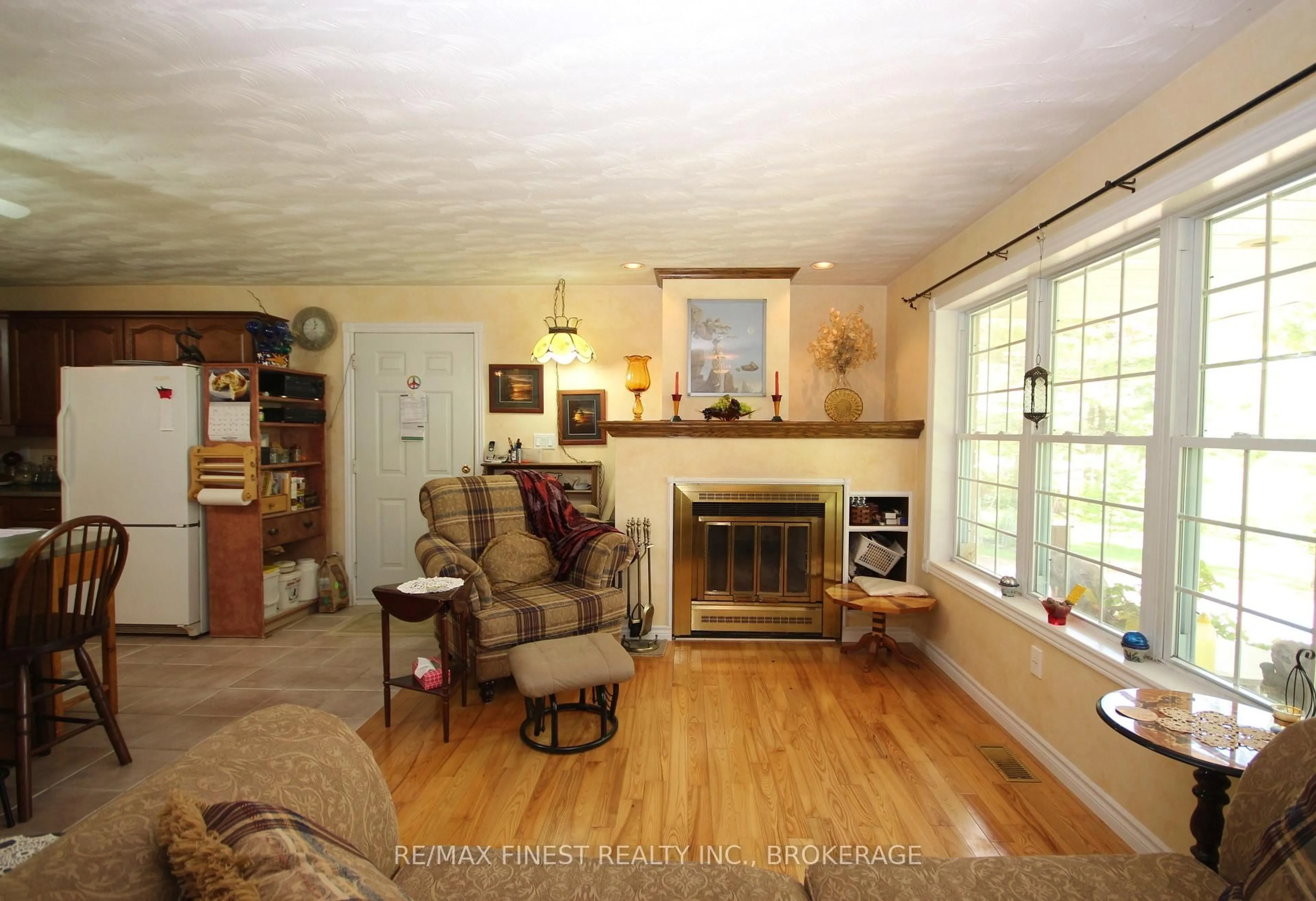 Living room with furniture, unknown for 26 Moscow Rd, Yarker Ontario K0K 3N0