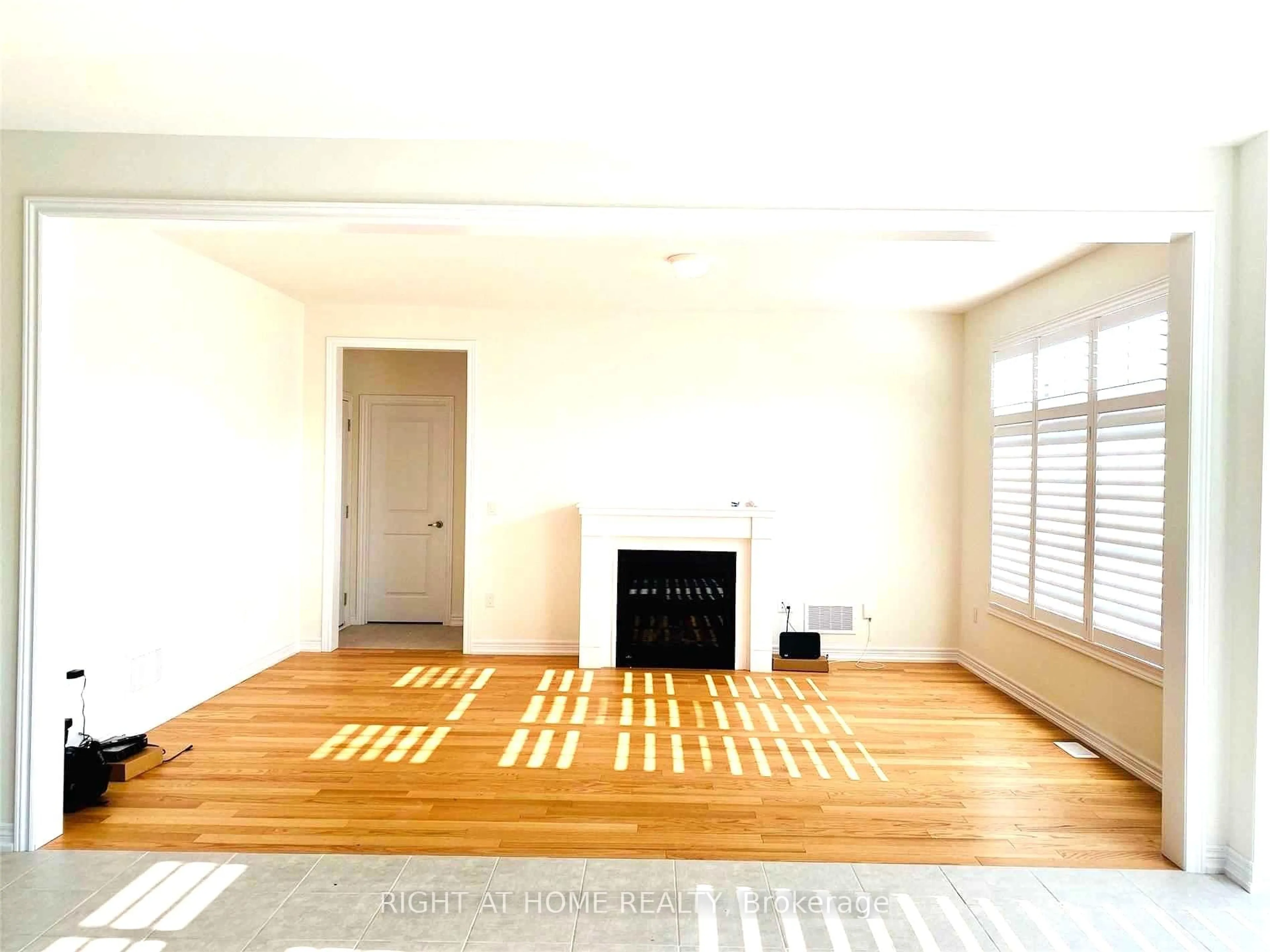 A pic of a room for 24 Summer Breese Dr, Quinte West Ontario K0K 1L0