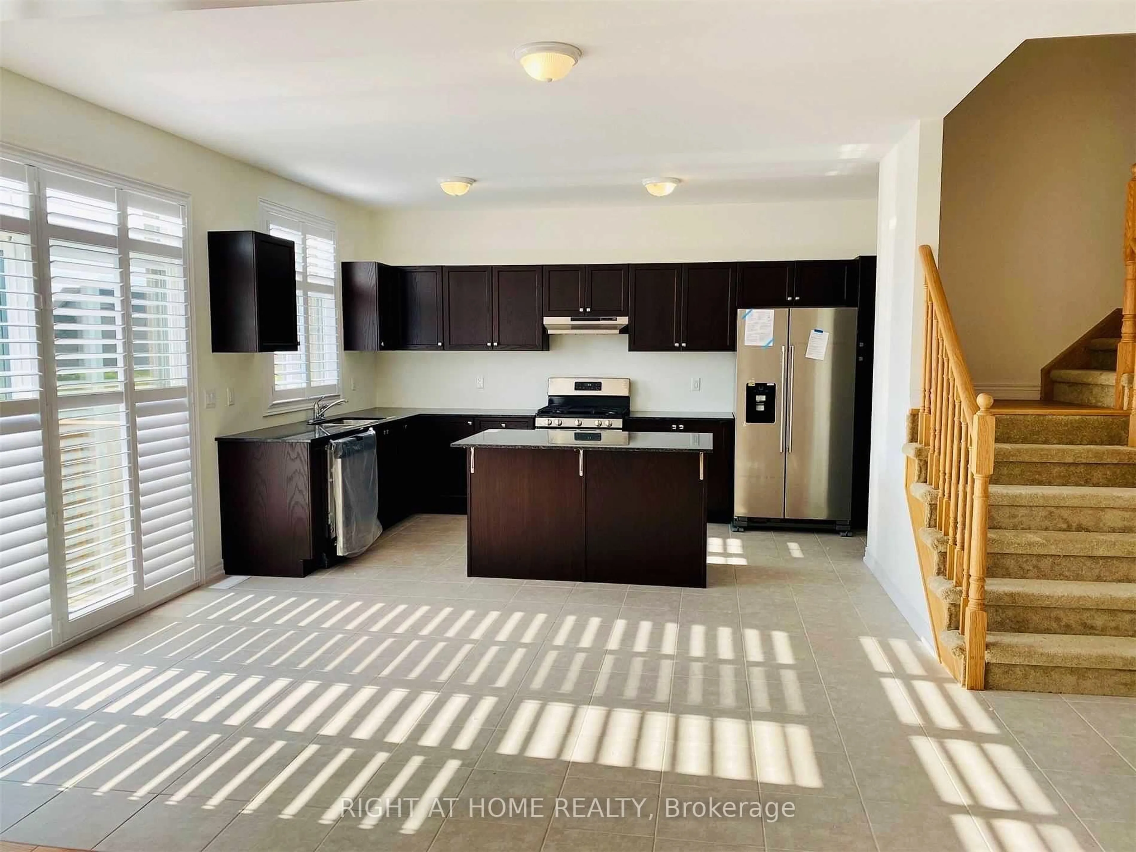 Open concept kitchen, ceramic/tile floor for 24 Summer Breese Dr, Quinte West Ontario K0K 1L0