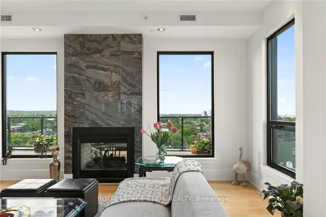 181 James St #807, Hamilton 5