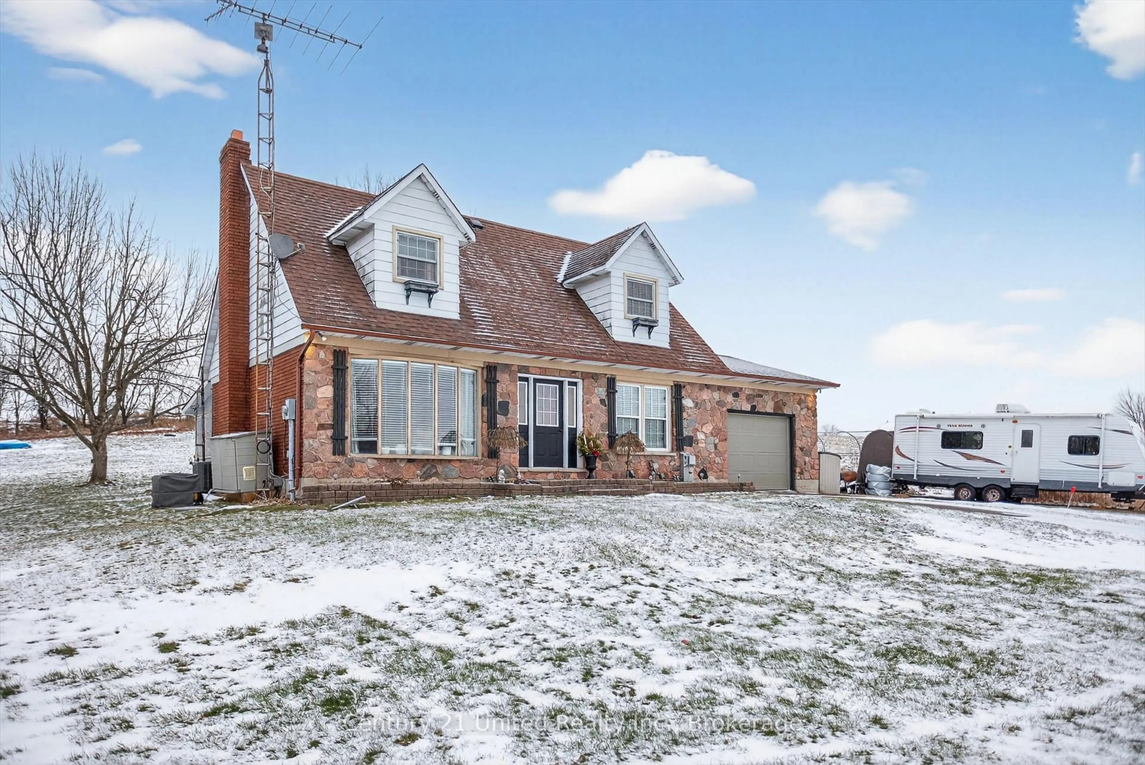 Home with brick exterior material, street for 965 Hiawatha Line, Otonabee-South Monaghan Ontario K9J 6X8