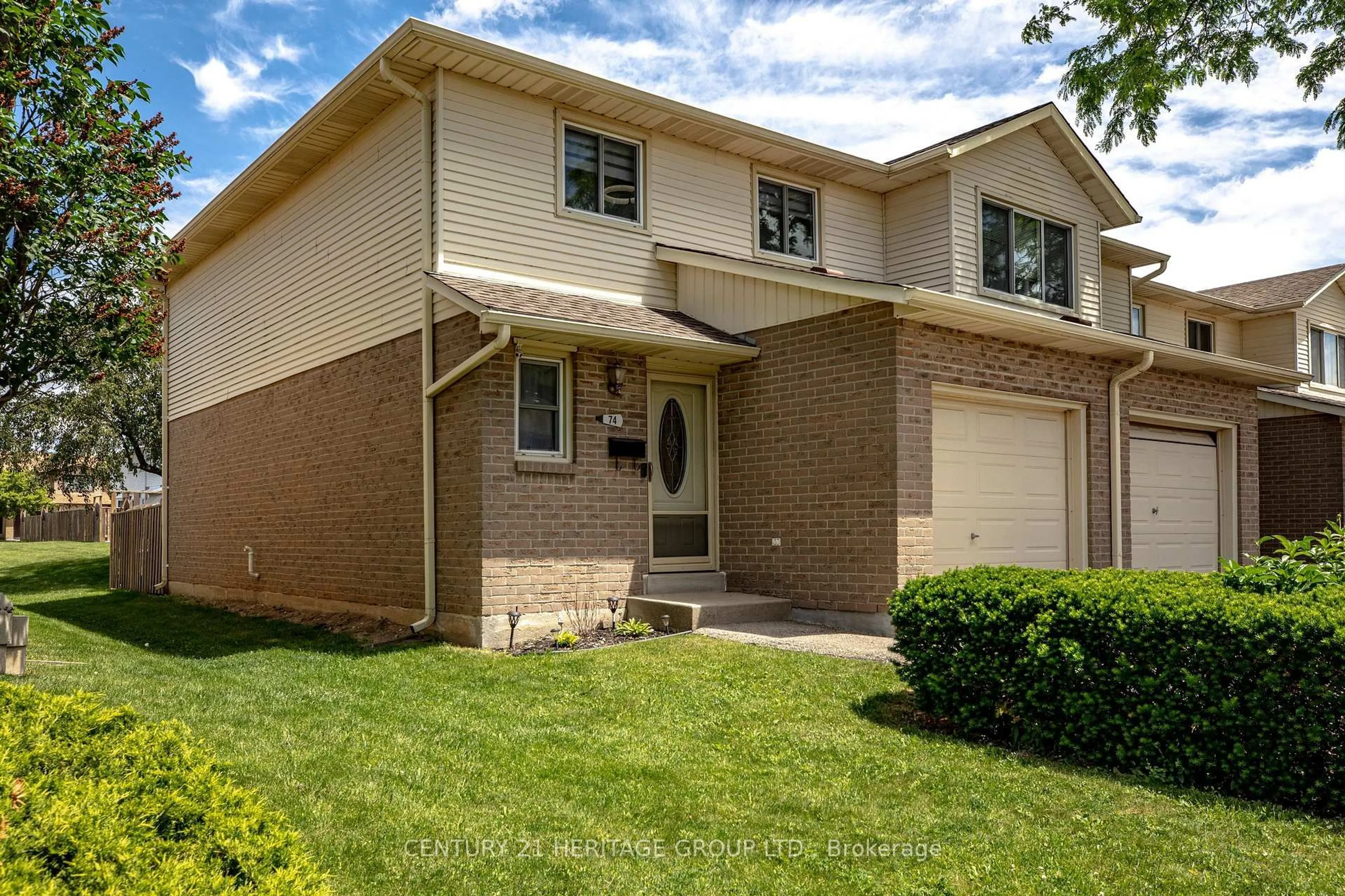 Home with brick exterior material, street for 860 Rymal Rd #74, Hamilton Ontario L8W 2X9