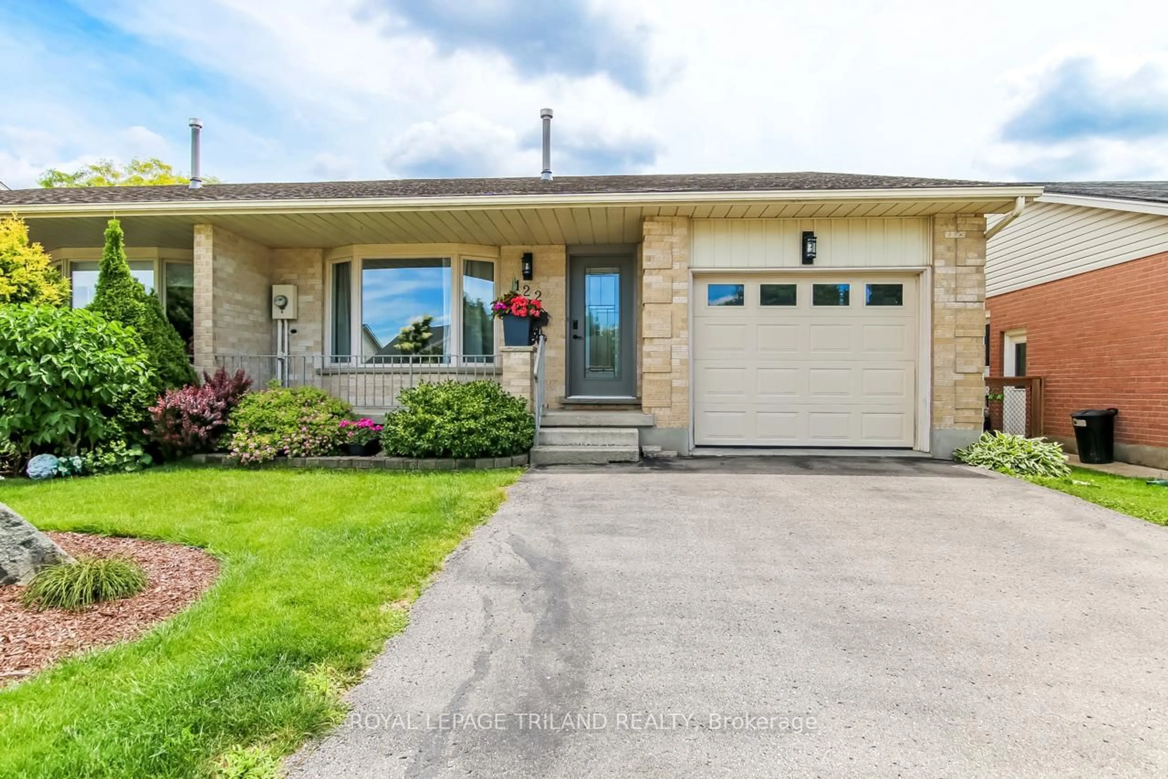 Unknown for 122 Manor Rd, St. Thomas Ontario N5R 5S3