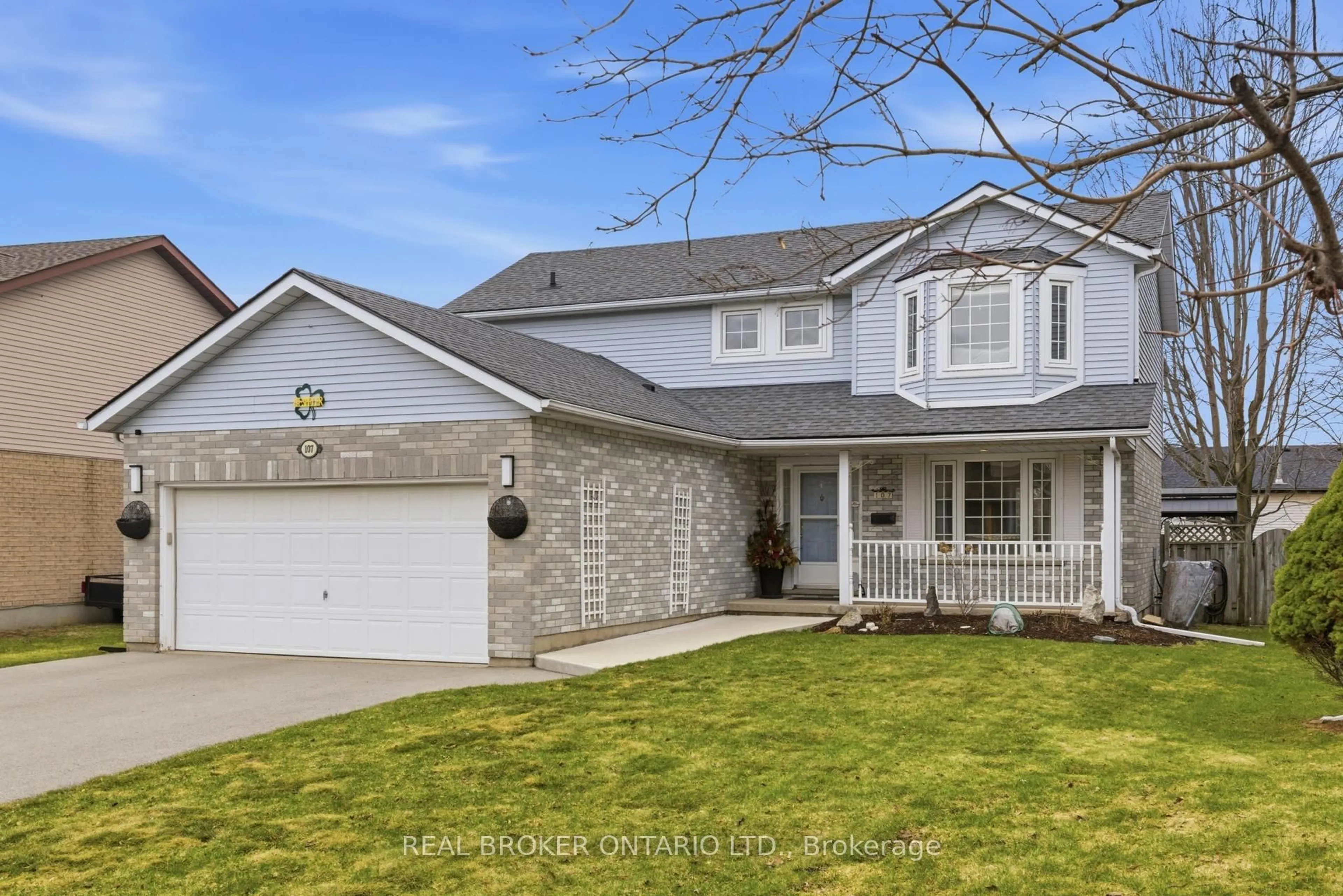 Home with vinyl exterior material, street for 107 Rose Bridge Cres, Cambridge Ontario N3C 3Z2