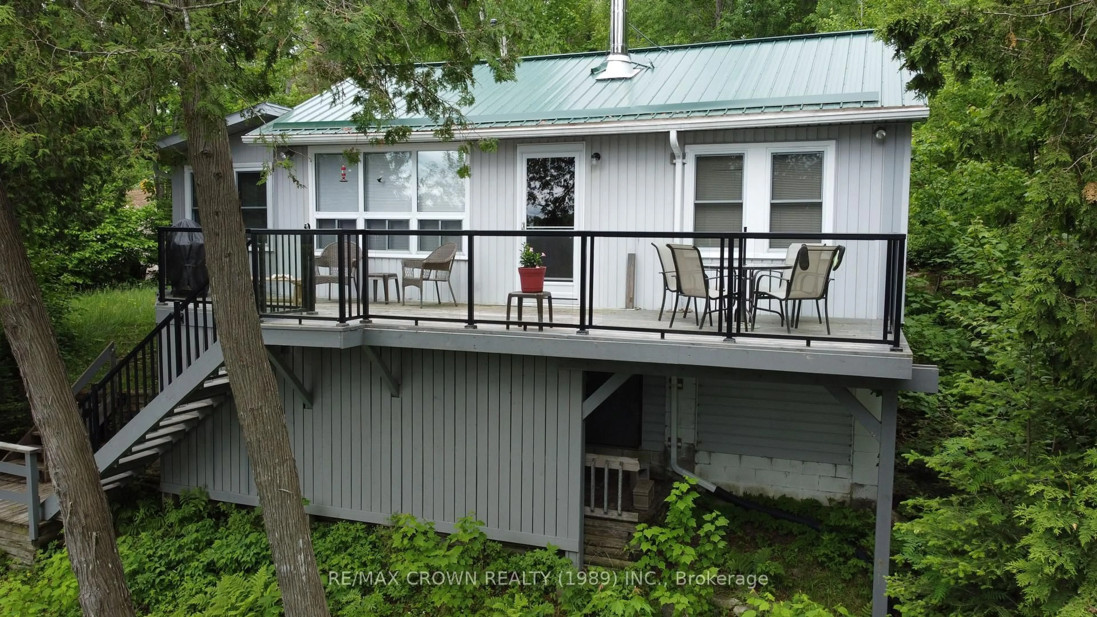 Patio, unknown for 127 White Pine Rd, Unorganized Townships Ontario P0H 2K0