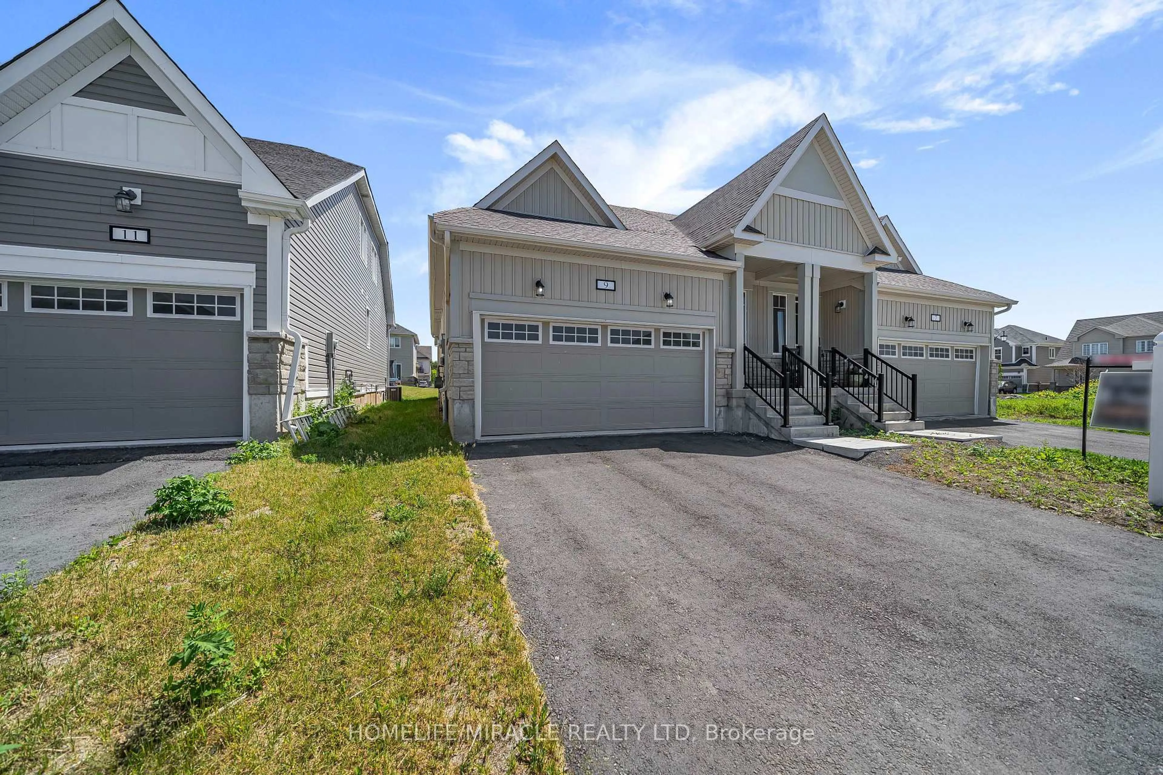 A pic from outside/outdoor area/front of a property/back of a property/a pic from drone, street for 9 Golf Links Dr, Bath Ontario K0H 1G0