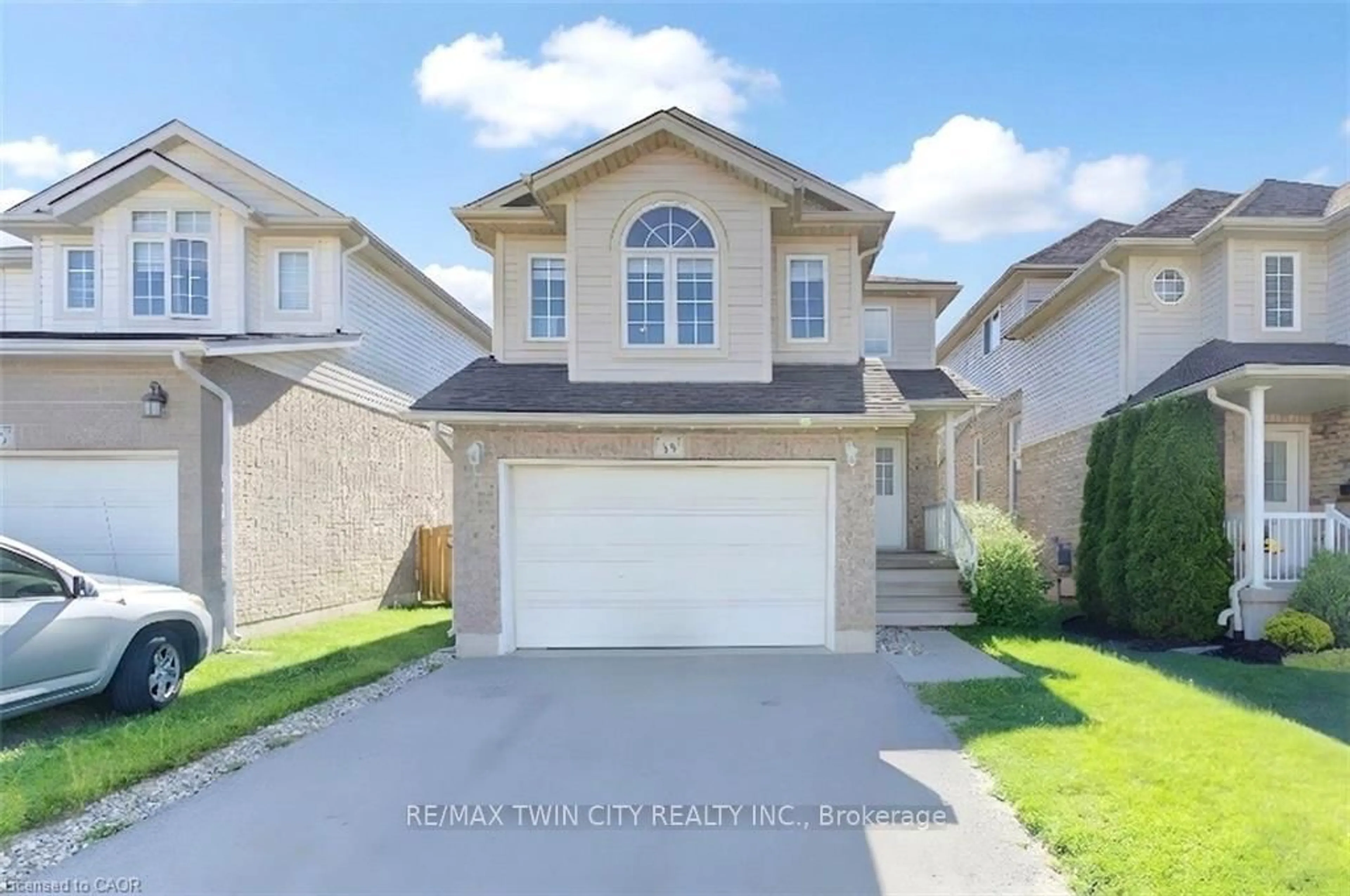 Unknown for 39 CHANTILLY St, Kitchener Ontario N2R 1V7