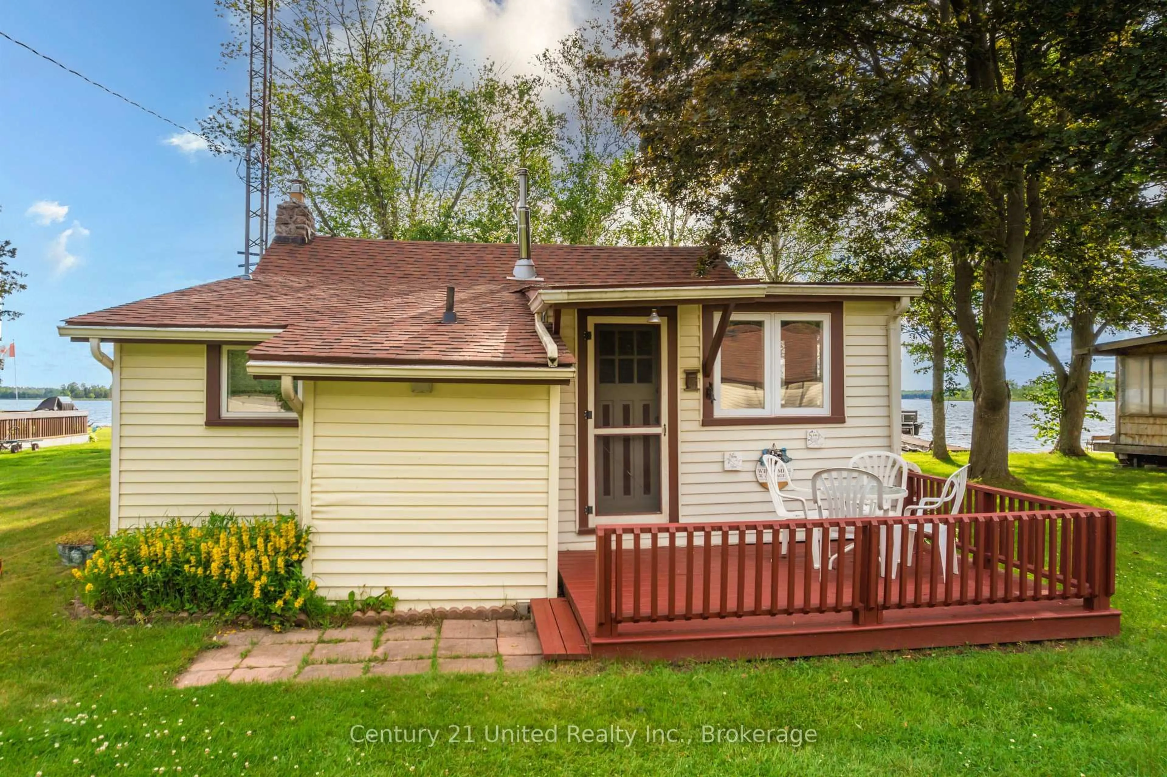 Home with vinyl exterior material, unknown for 76 Lake Rd, Trent Hills Ontario K0L 1L0