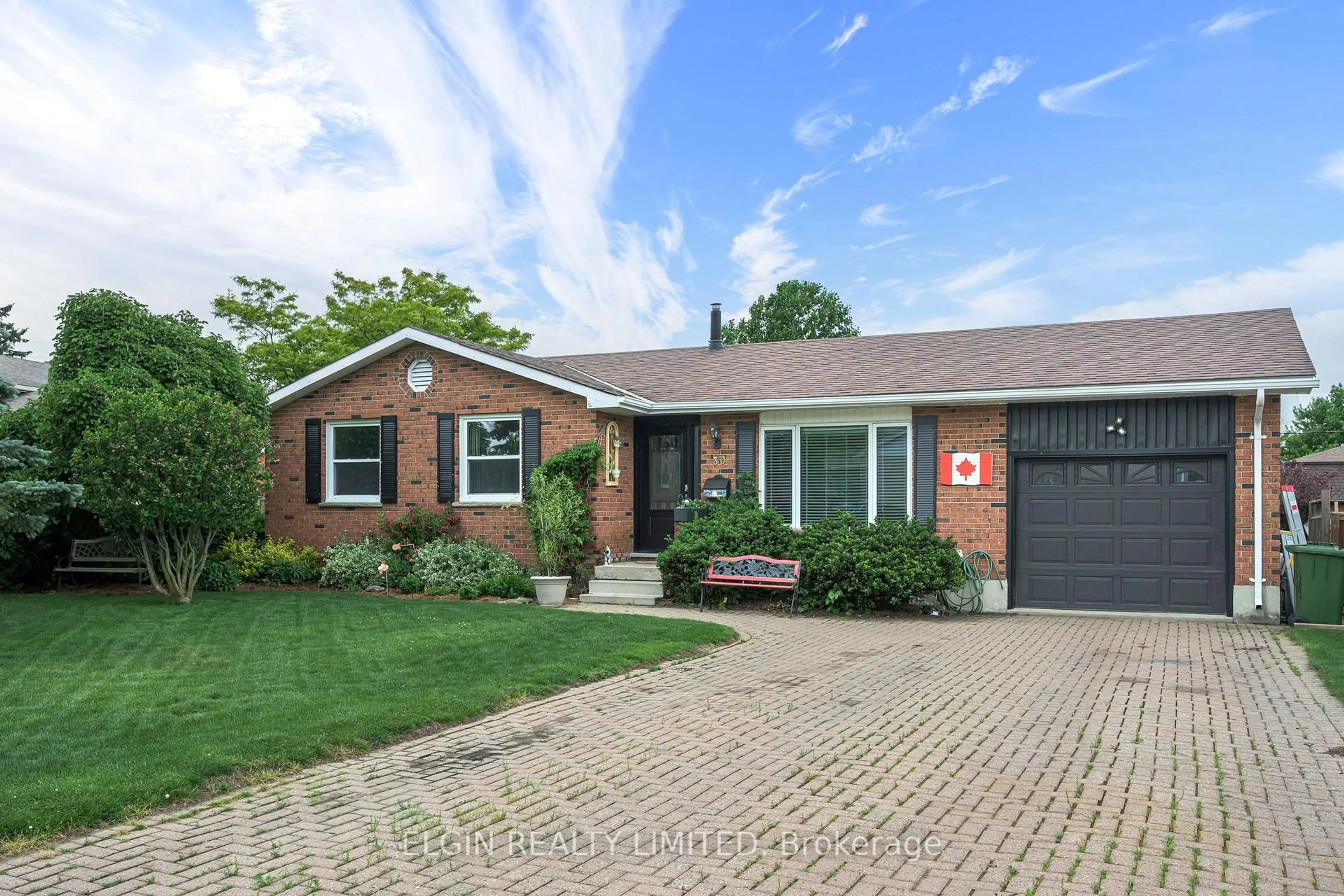 Home with brick exterior material, street for 30 Erinlea Dr, St. Thomas Ontario N5R 5N8