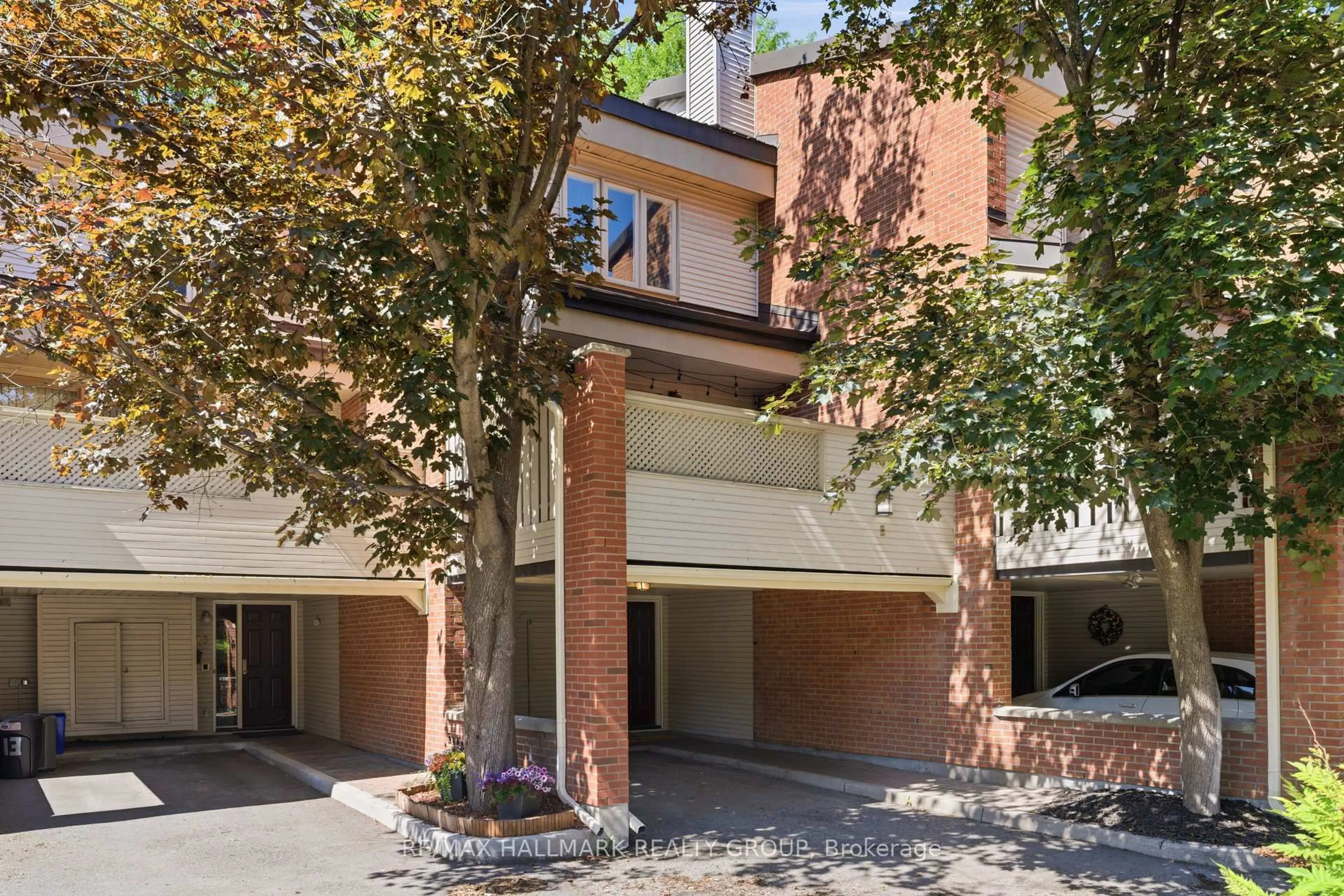 Unknown for 30 Montcalm St #15, Ottawa Ontario K1S 0A3