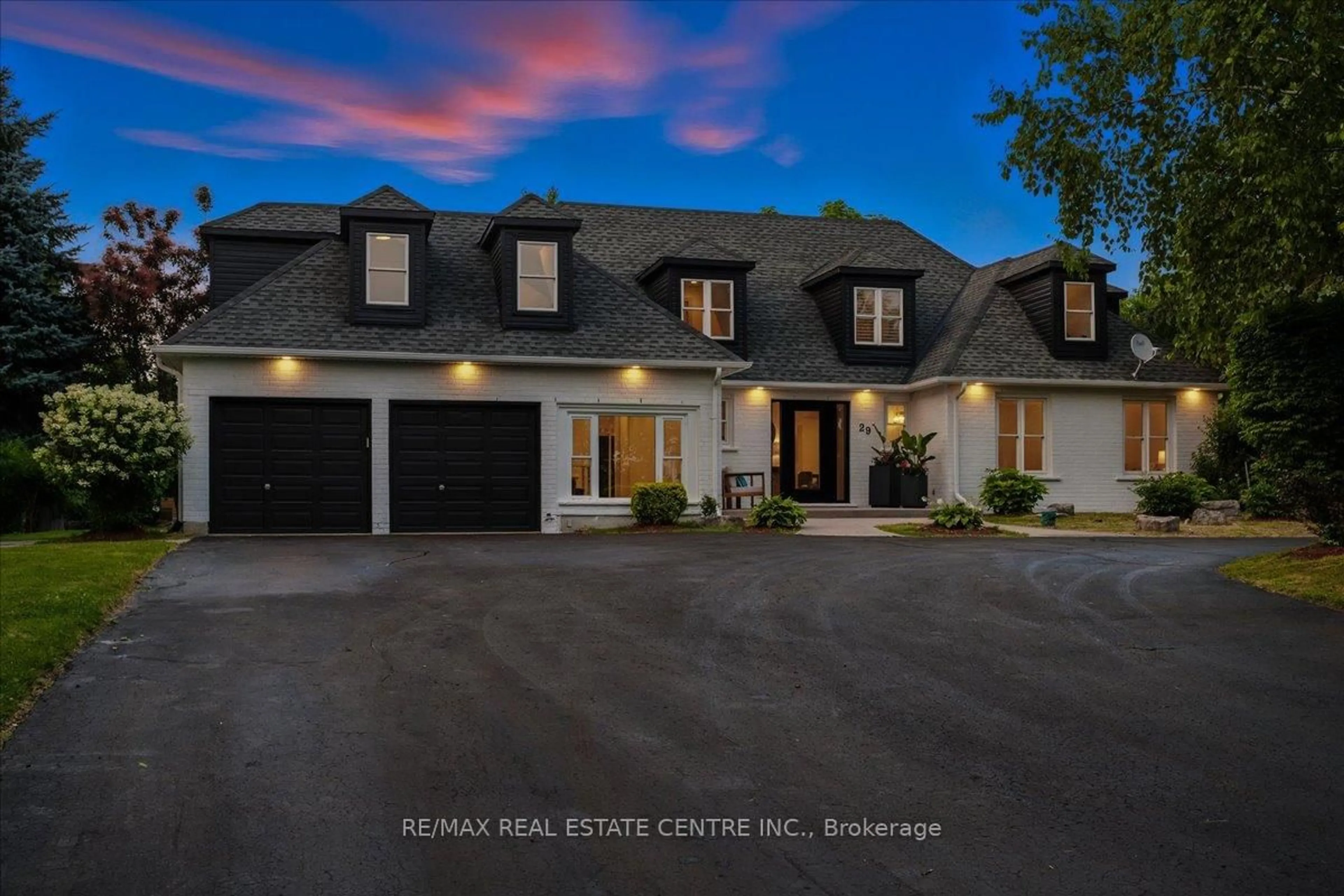Unknown for 29 Currie Dr, Puslinch Ontario N0B 2C0