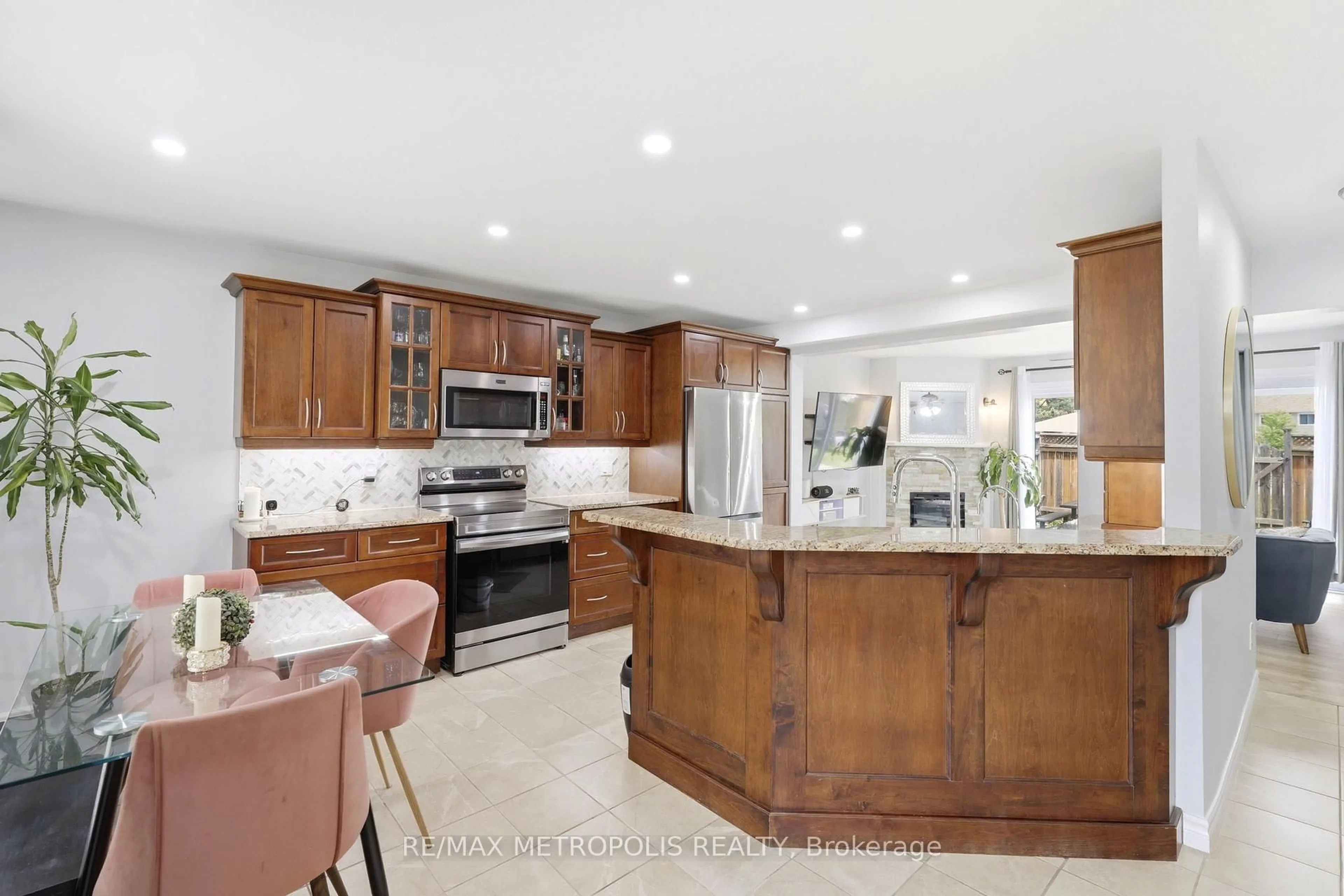 Open concept kitchen, ceramic/tile floor for 801 Osgoode Dr #62, London South Ontario N6E 2G8
