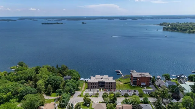 610 William St #101, Gananoque 5