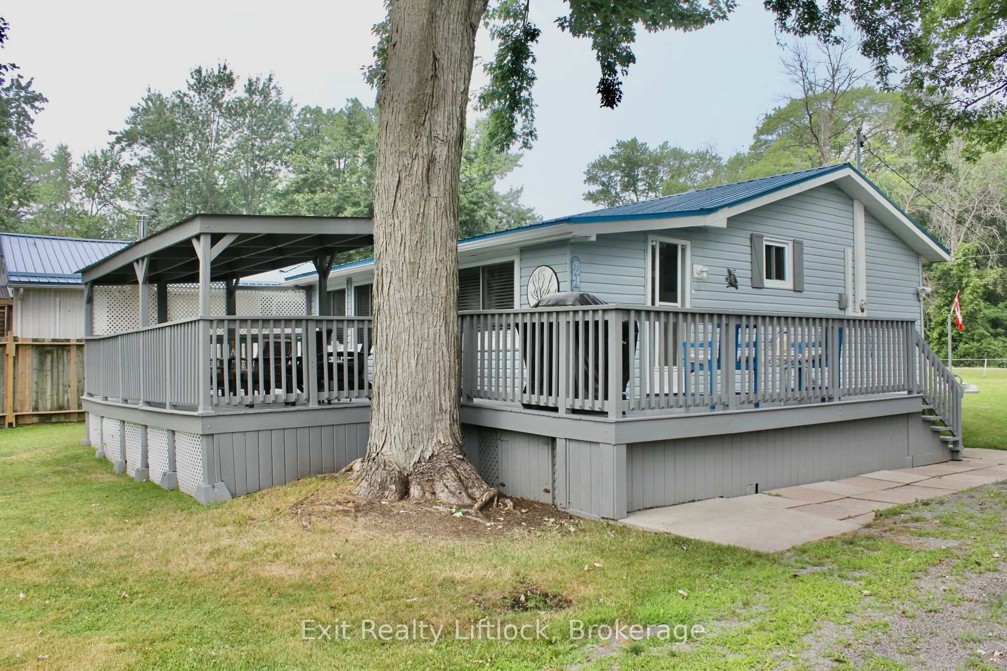 Home with vinyl exterior material, water/lake/river/ocean view for 77 River Rd, Trent Hills Ontario K0L 1L0
