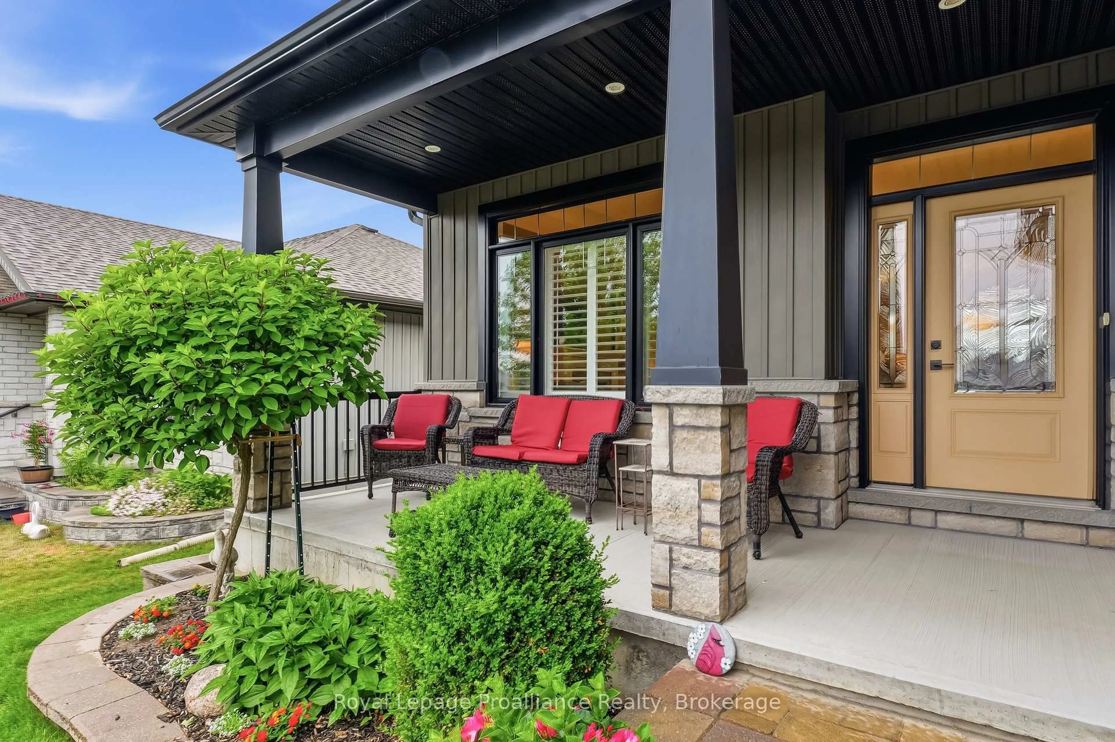 Patio, street for 44 Ambrosia Terr, Quinte West Ontario K8V 0G6