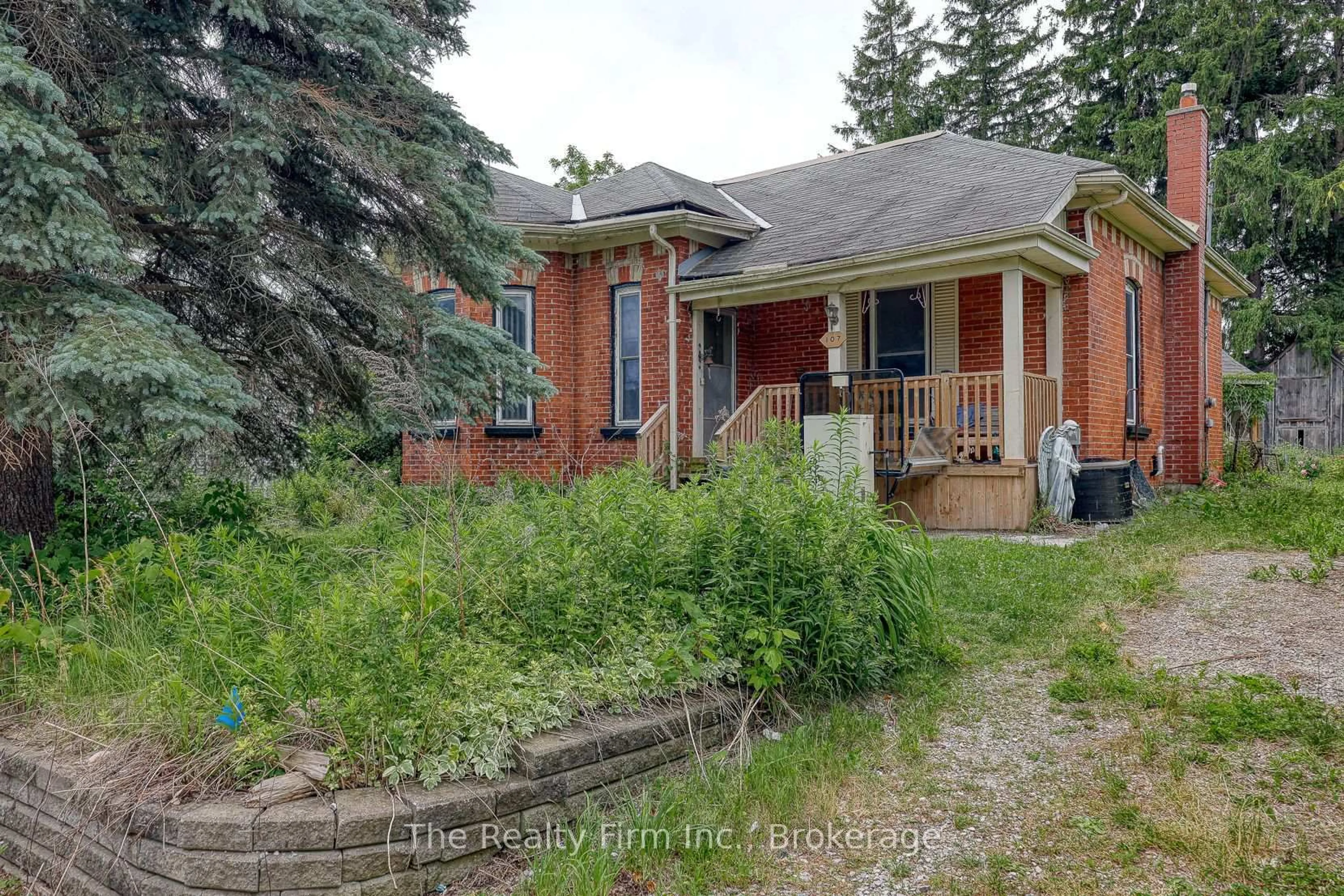 A pic from outside/outdoor area/front of a property/back of a property/a pic from drone, unknown for 107 Huron St, Zorra Ontario N0J 1J0