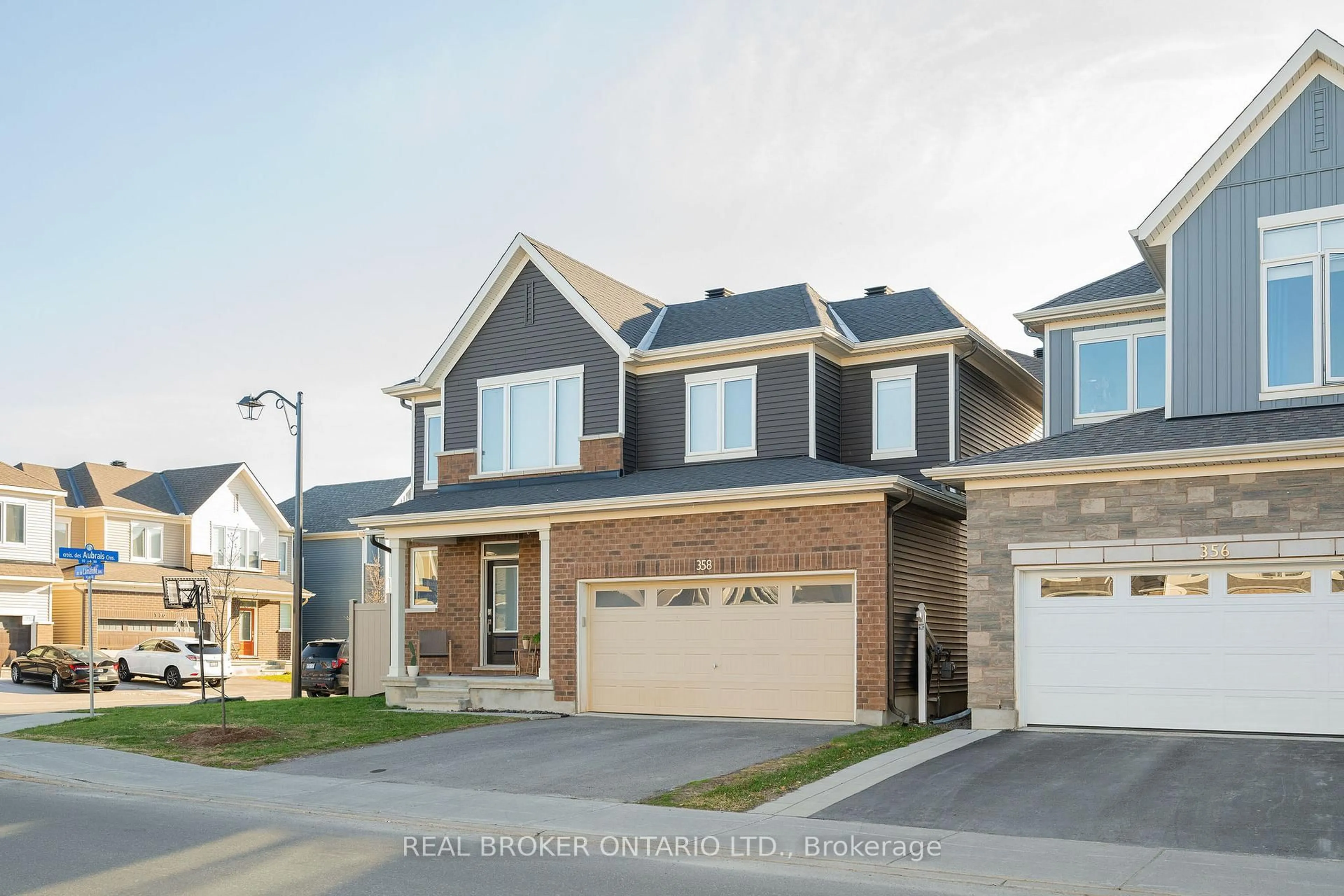 Home with brick exterior material, street for 358 Lamarche Ave, Ottawa Ontario K1W 0N2