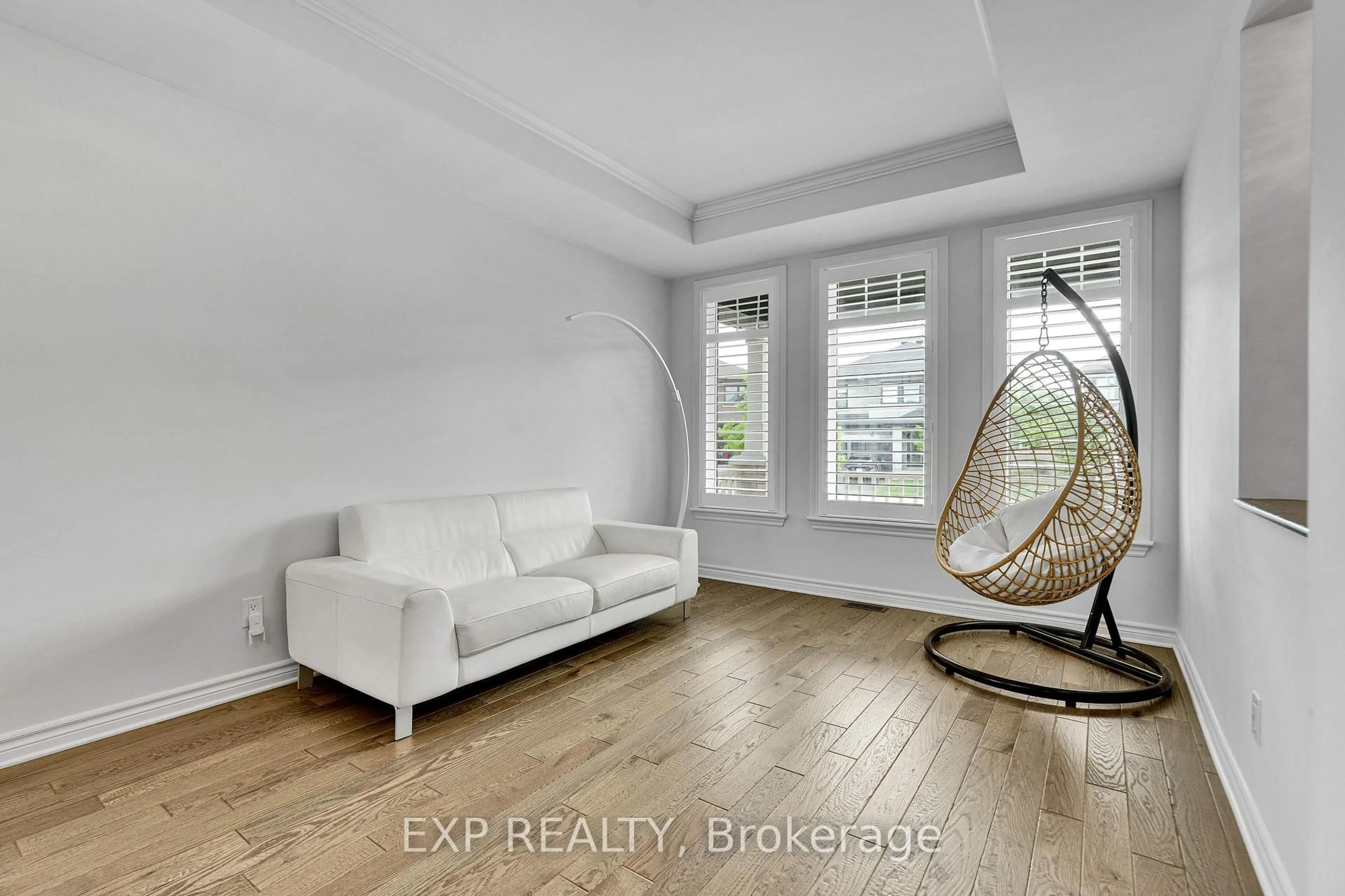 Unknown for 321 Serenade Cres, Ottawa Ontario K1X 0B9
