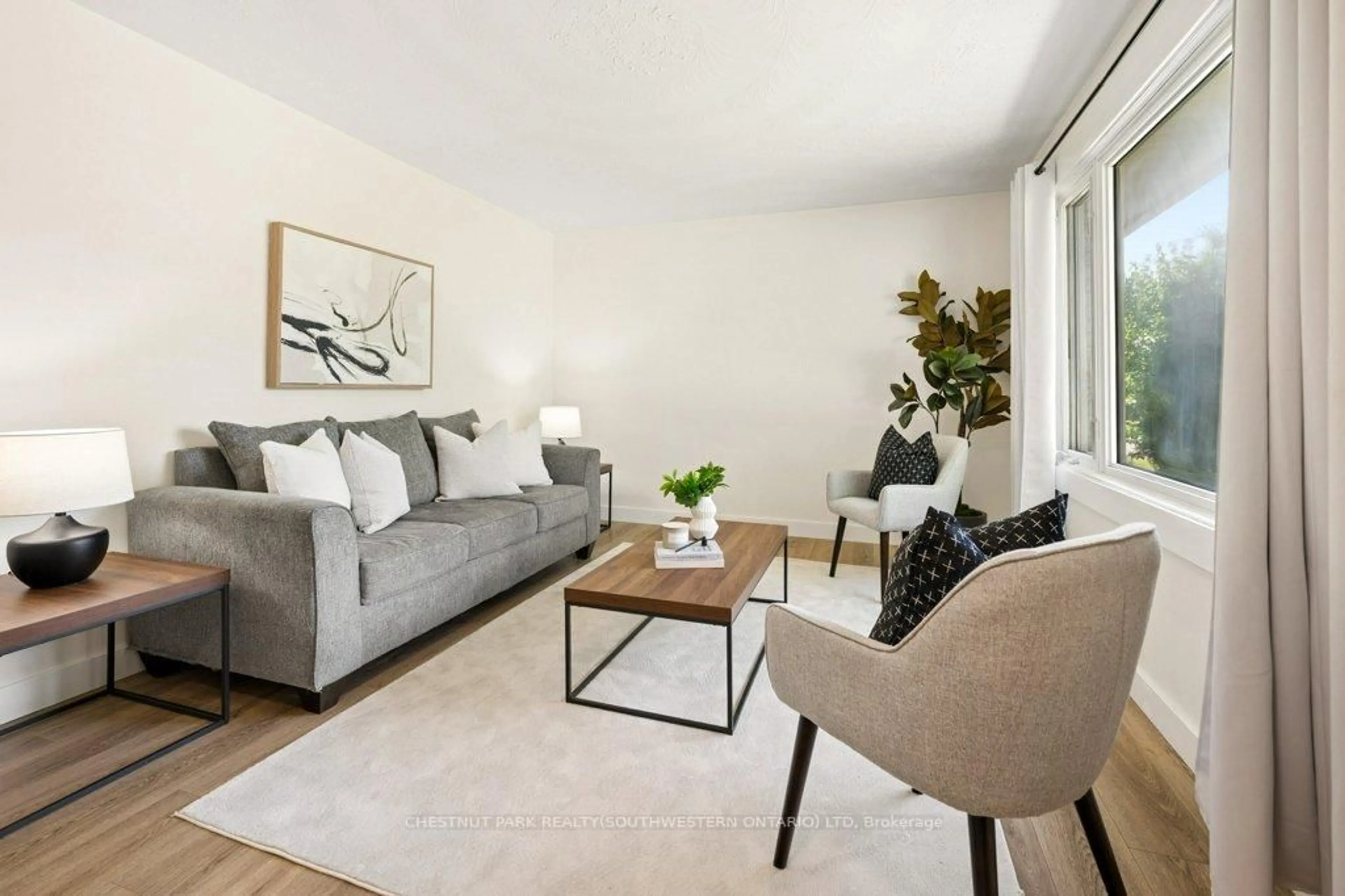 Living room with furniture, unknown for 161 East Park Dr, Woodstock Ontario N4S 3N1