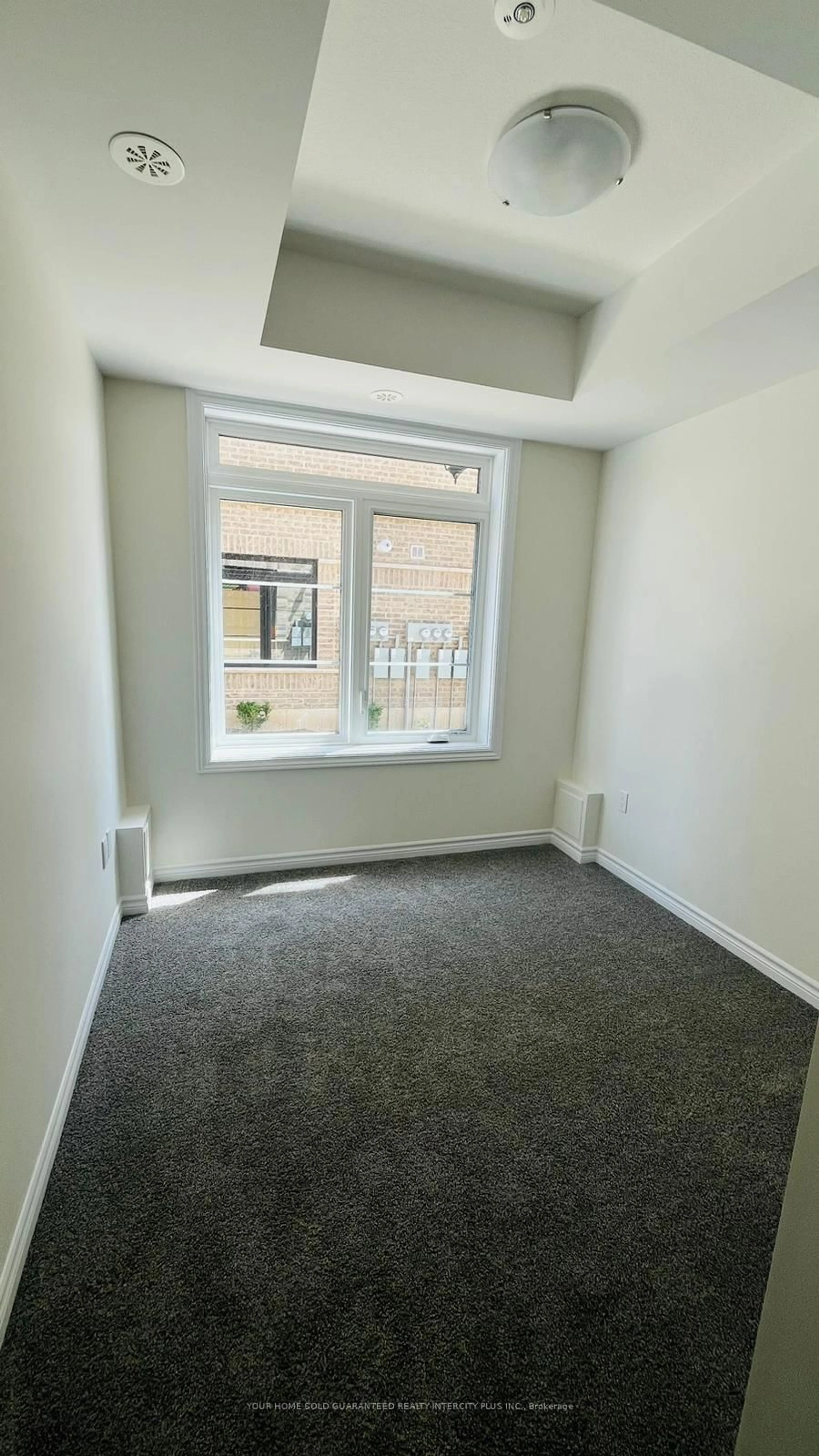 A pic of a room for 24 Lomond Lane, Kitchener Ontario N2R 1R7