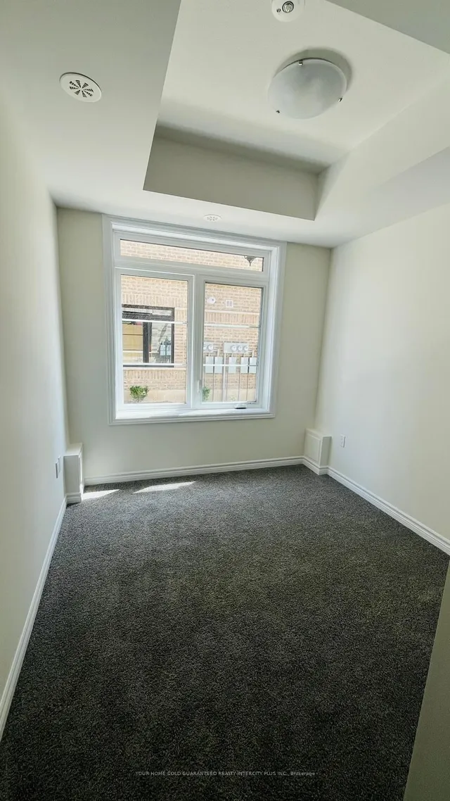 24 Lomond Lane, Kitchener 4