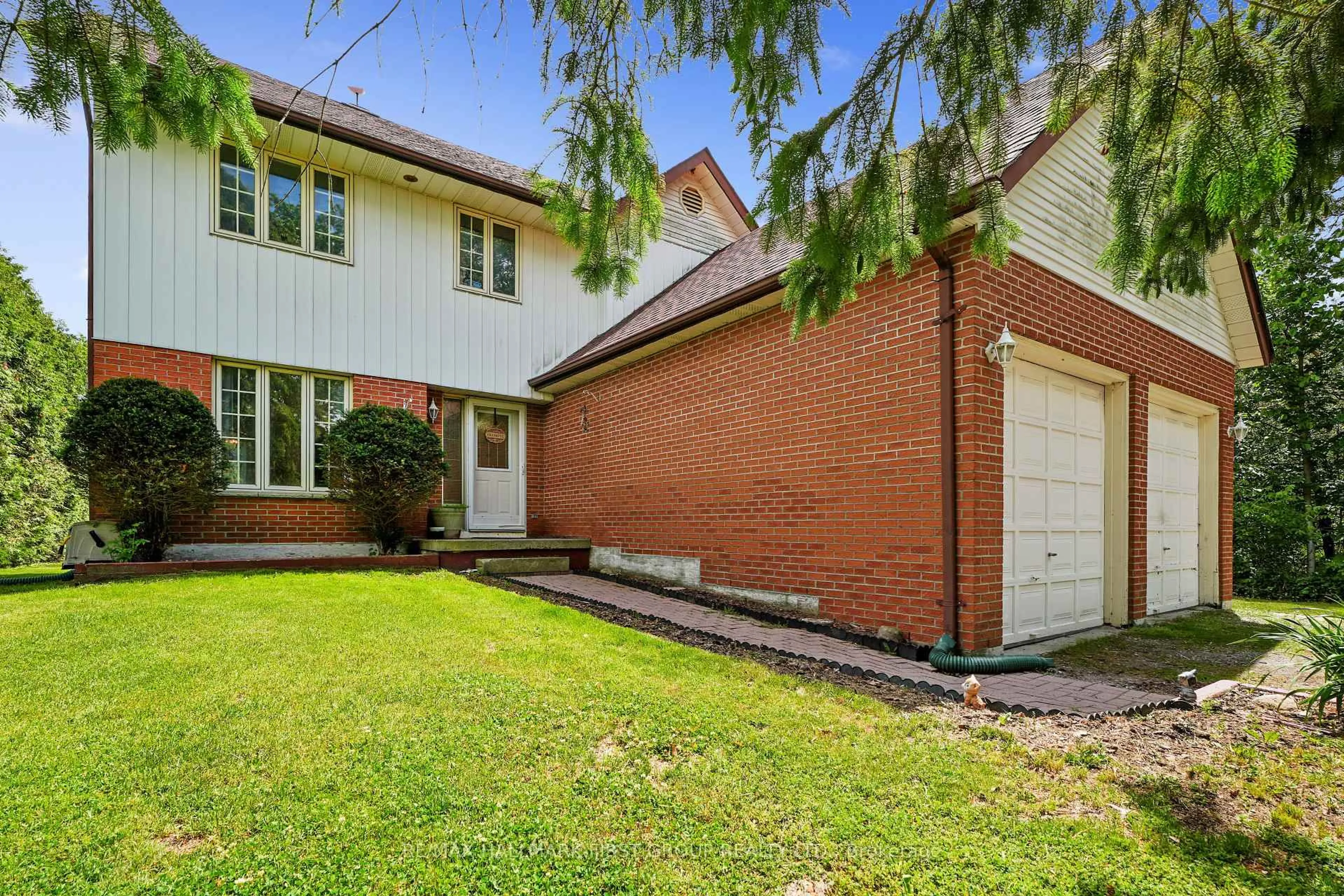 Home with brick exterior material, street for 4853 5th Line, Port Hope Ontario L1A 3V5