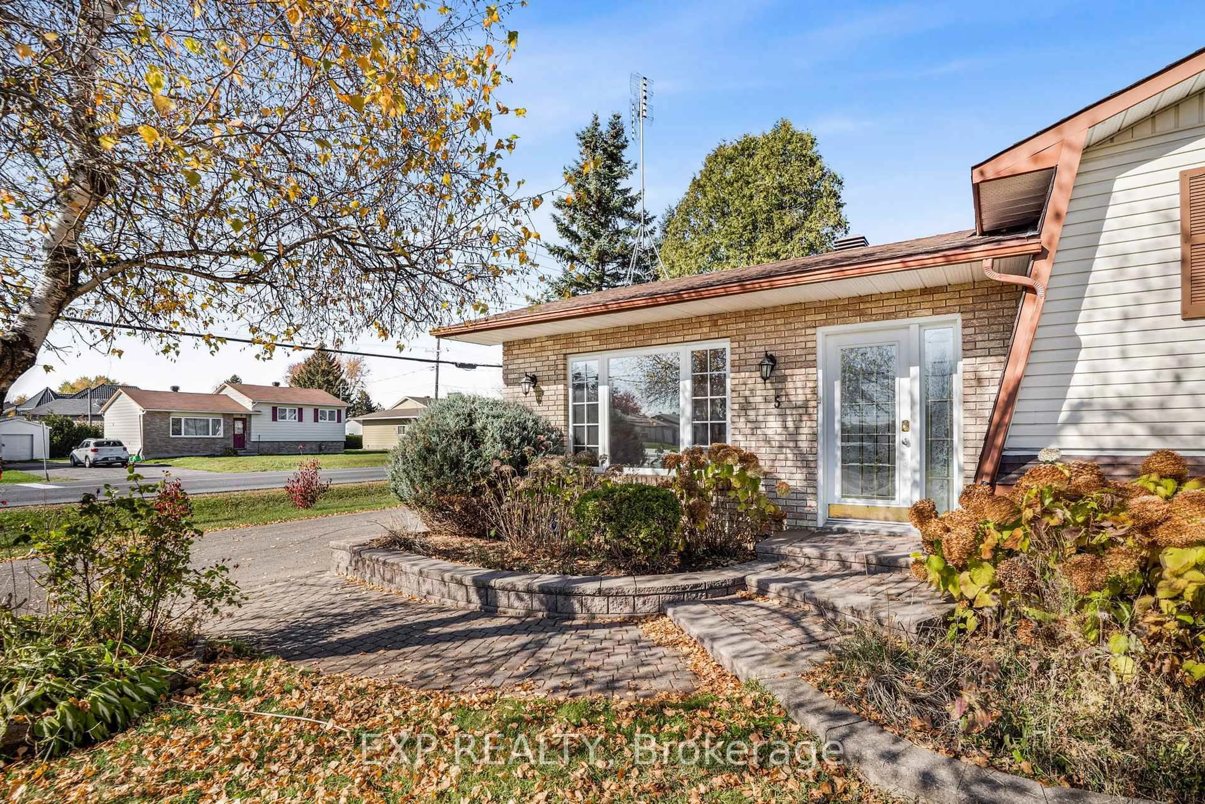 Unknown for 5 ALBERT St, Casselman Ontario K0A 1M0